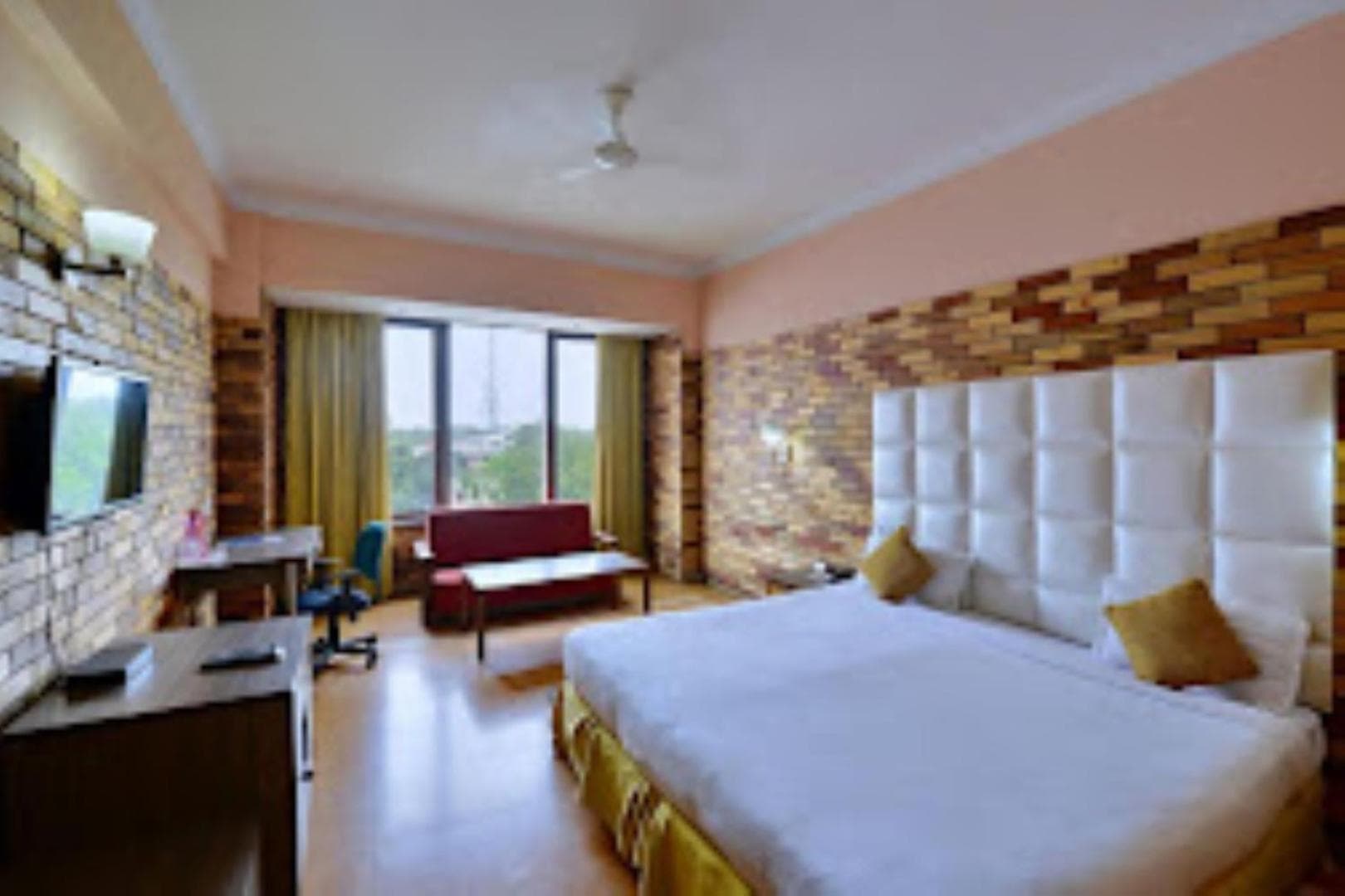Hotel Clarks Grand , Gorakhpur