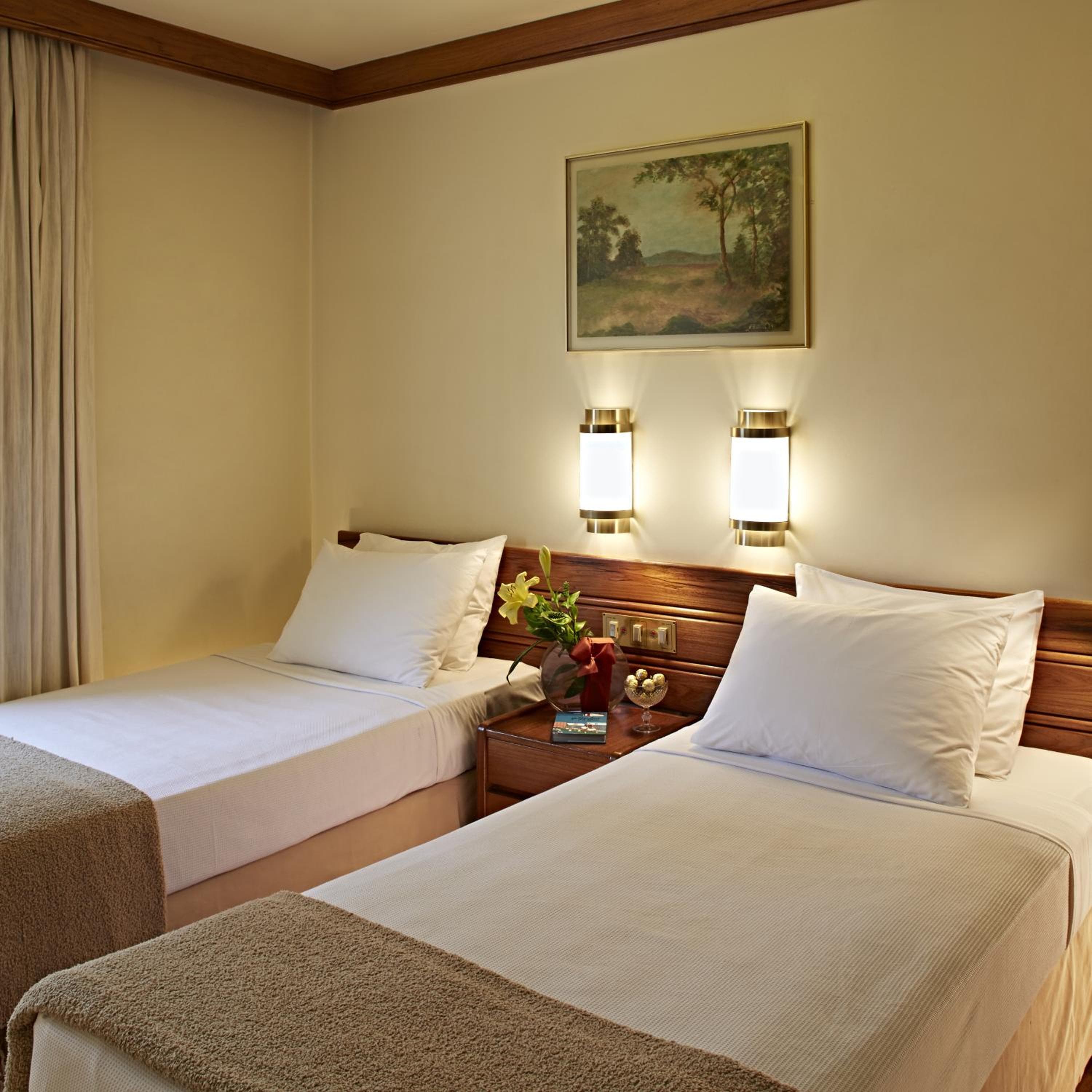 Regent Park Suite Hotel