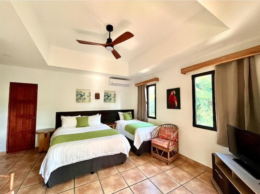 Hotel Cantarana