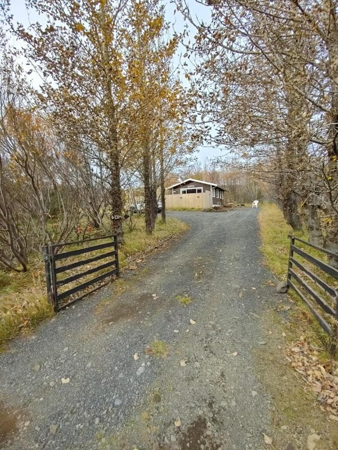 Eyja Mork - Aurora Dome with Private Bathroom and other facilities