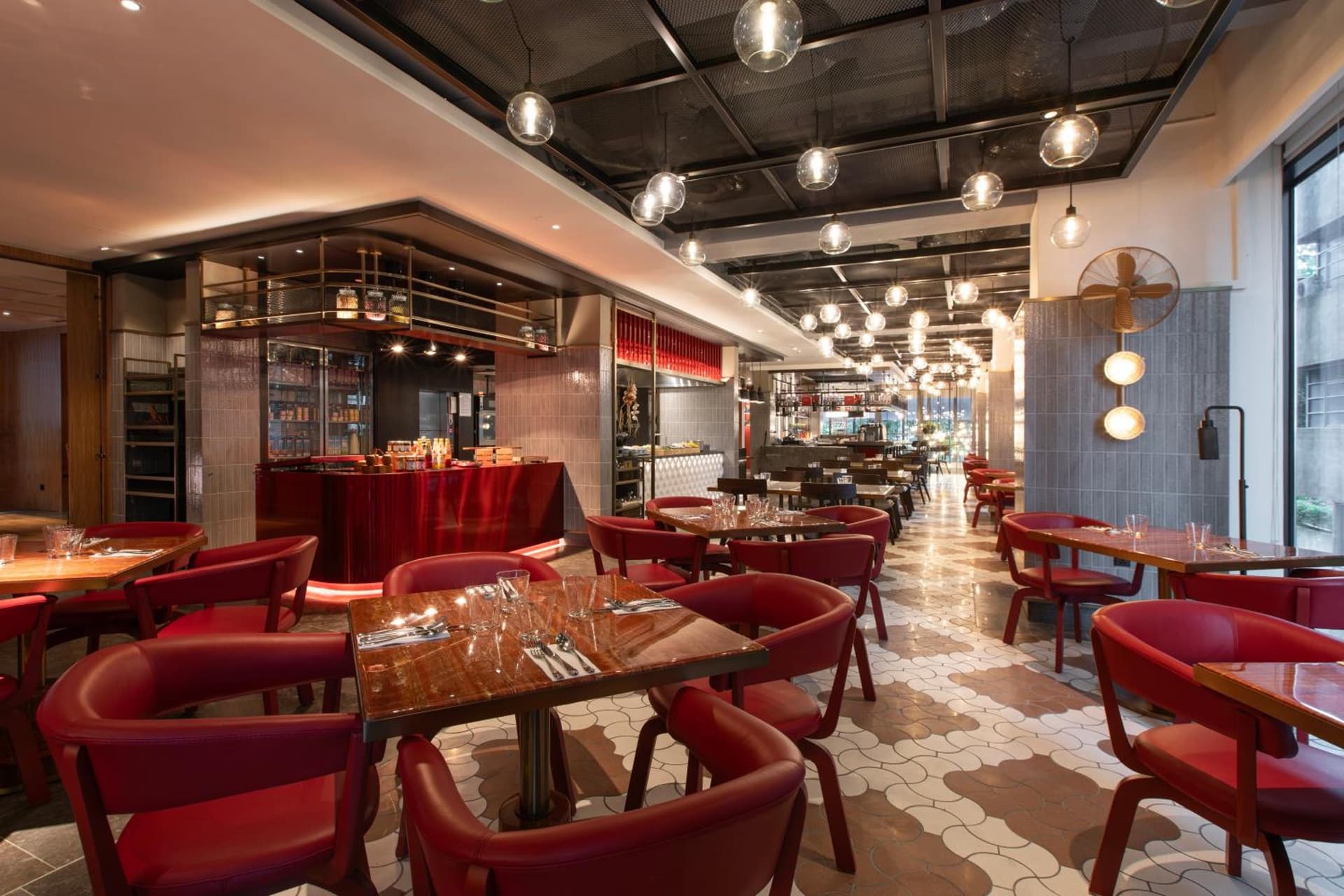Hotel Indigo Kuala Lumpur on the Park by IHG