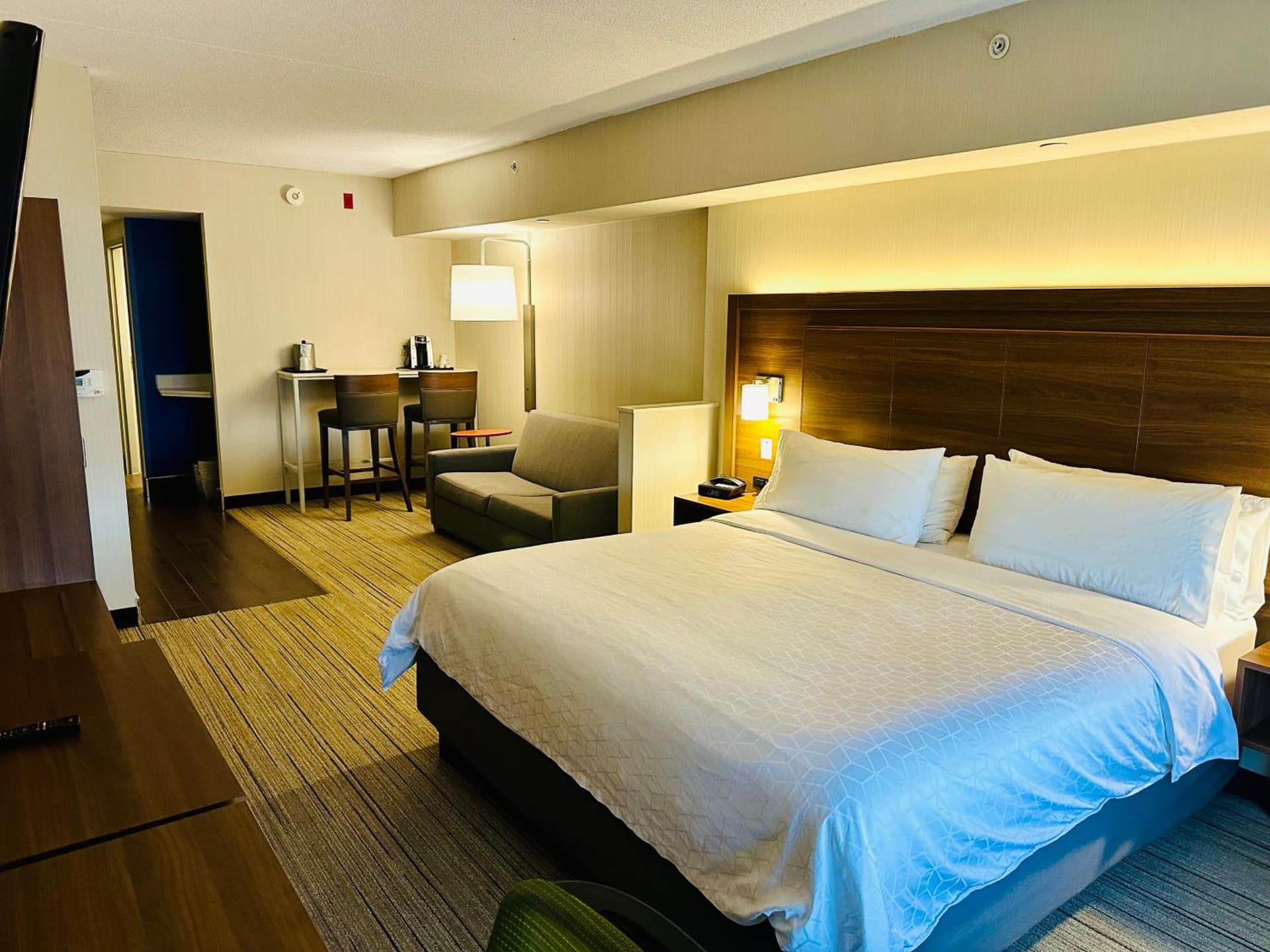 Holiday Inn Express Hotel & Suites Milton by IHG