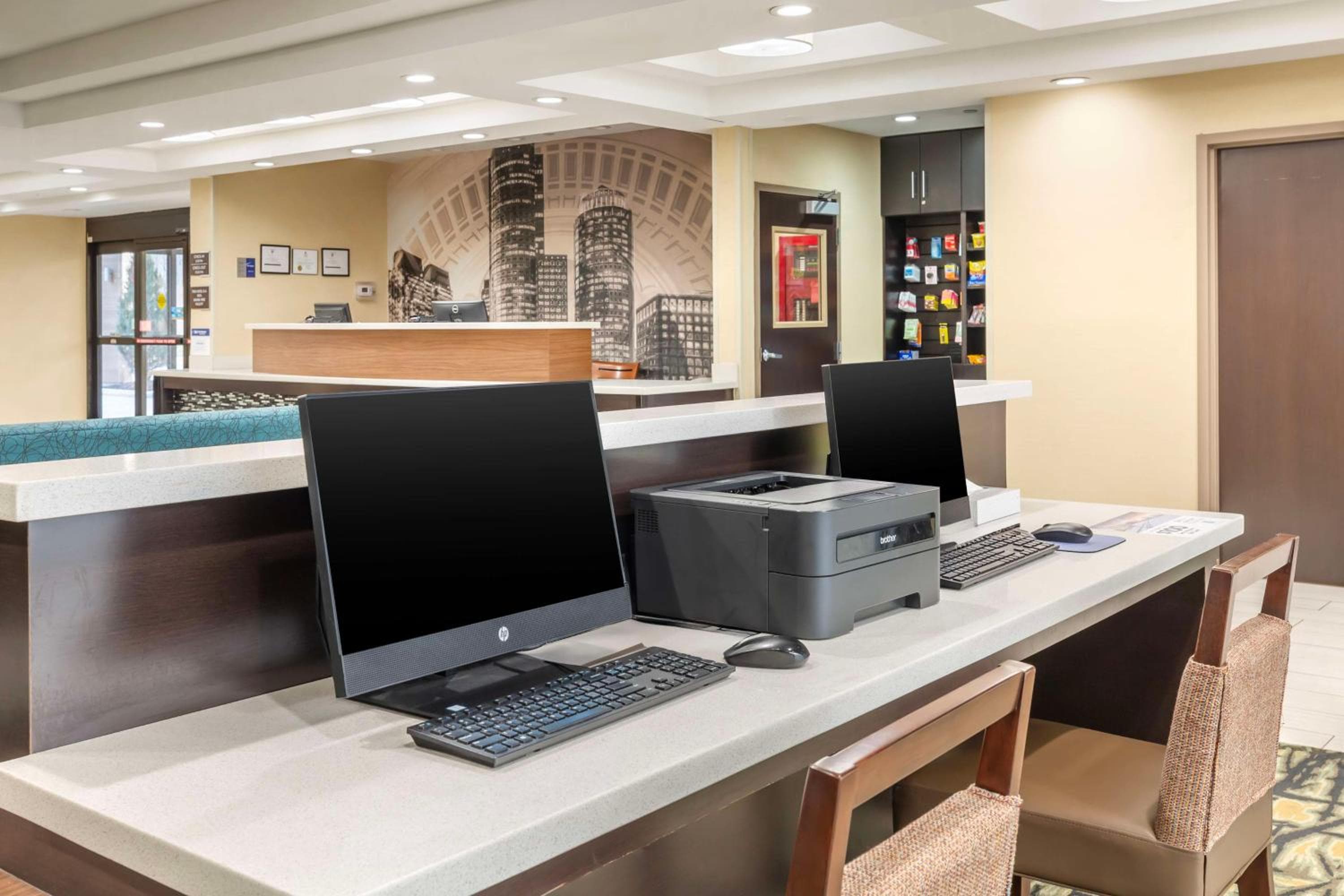 Best Western Plus New Englander