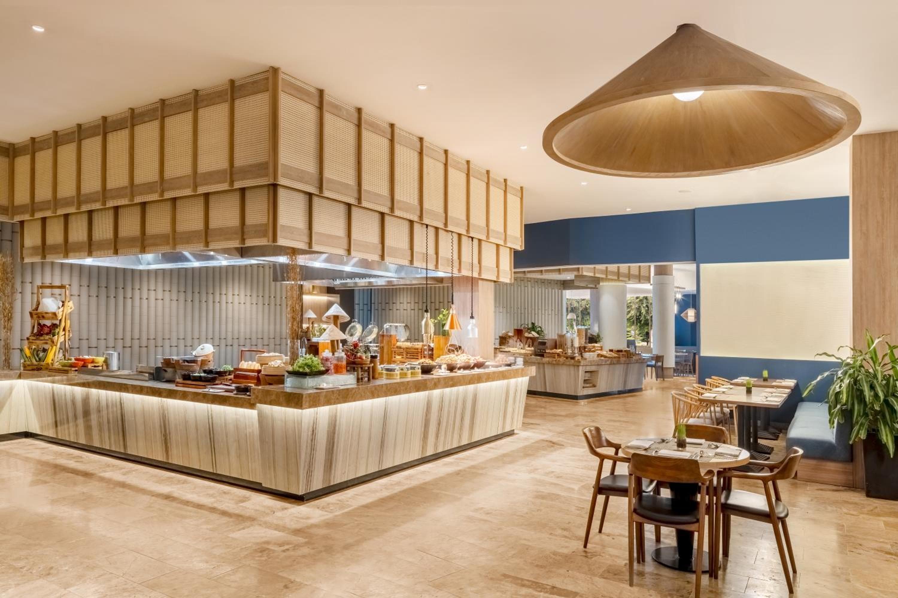 Meliá Danang Beach Resort