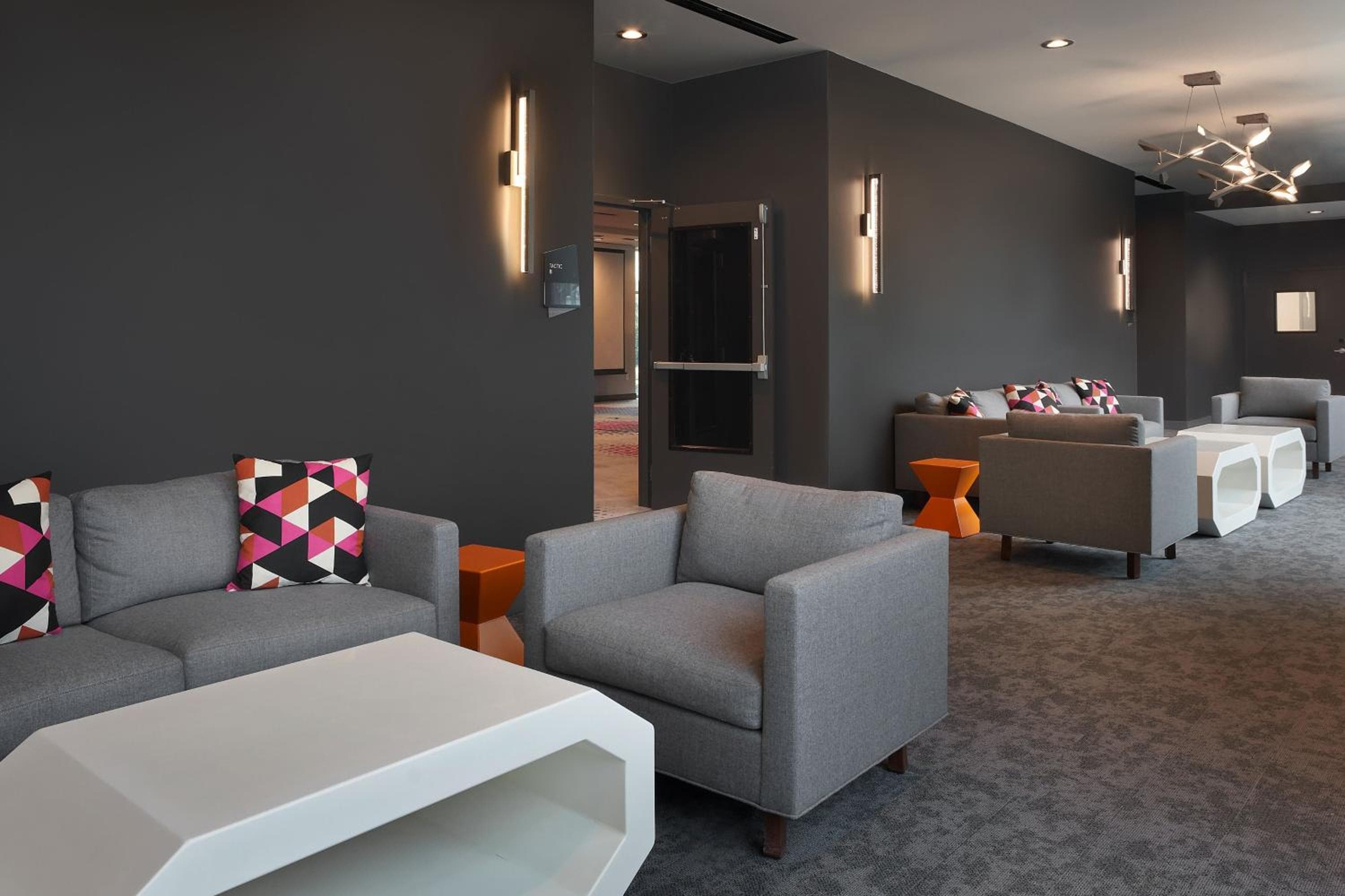 Aloft by Marriott Orlando at SeaWorld