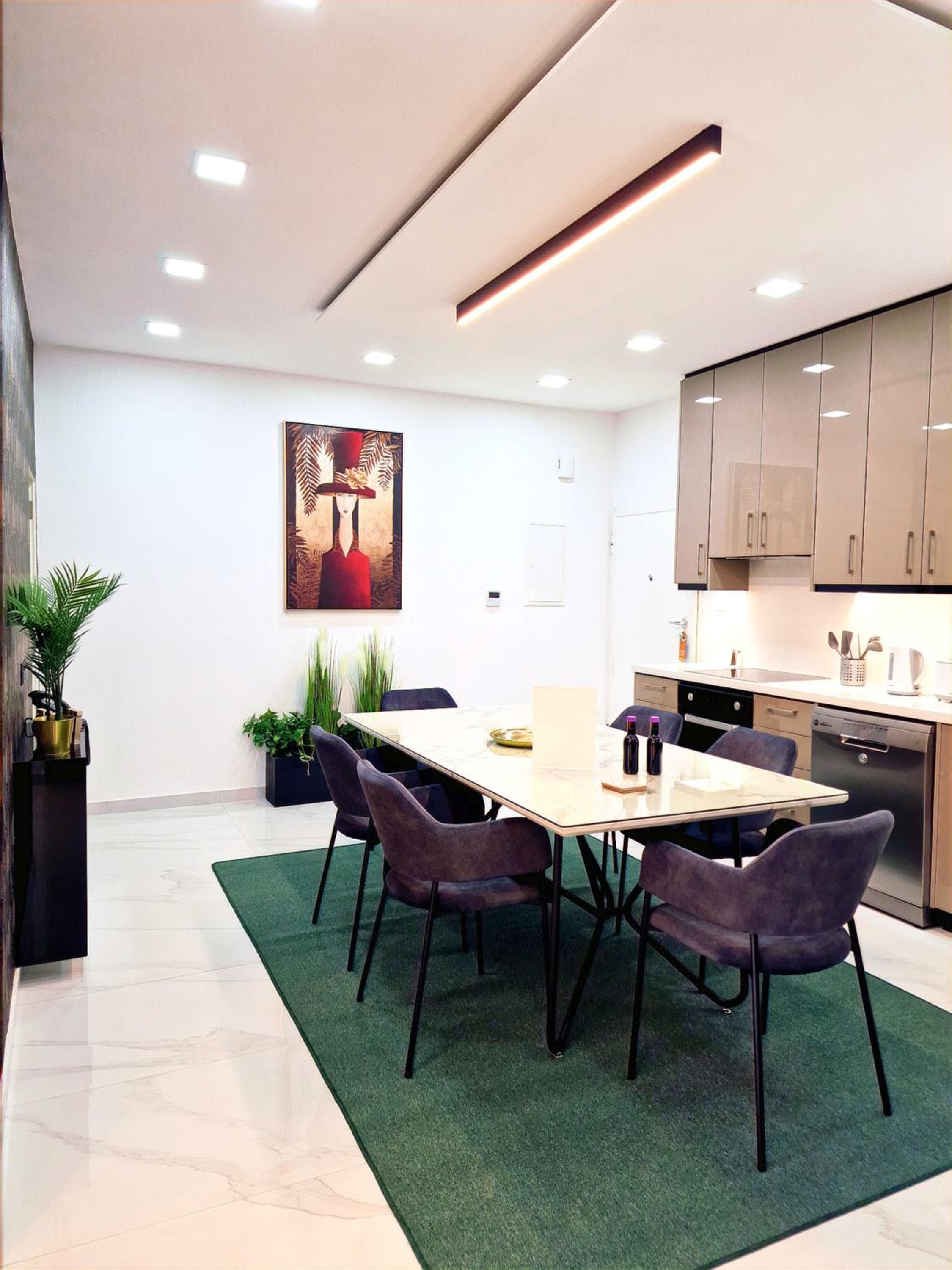 Sveltos Residence 3 Bedroom Suites