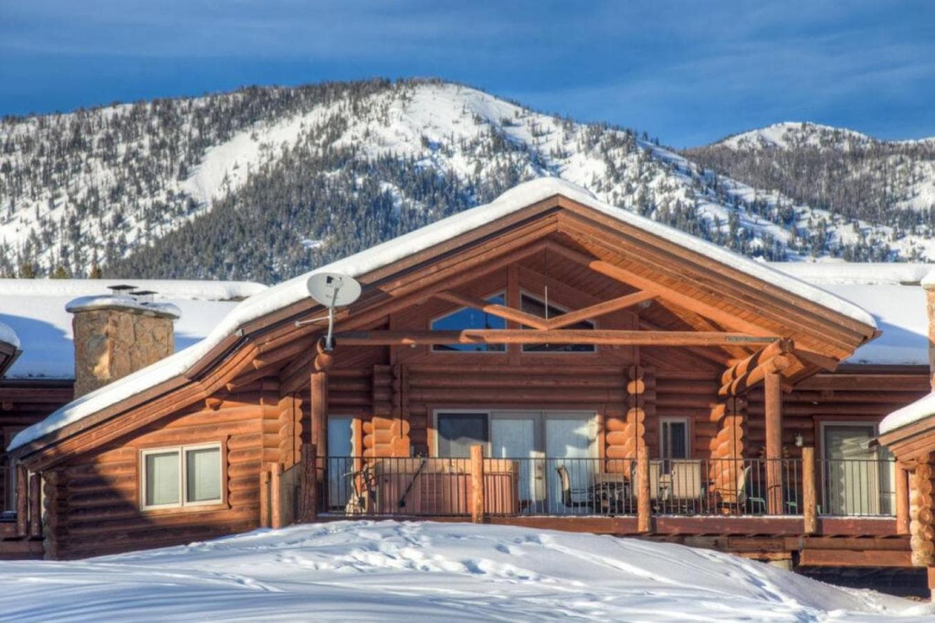 Last Minute Special- Cozy Log Cabin, Views, Hottub