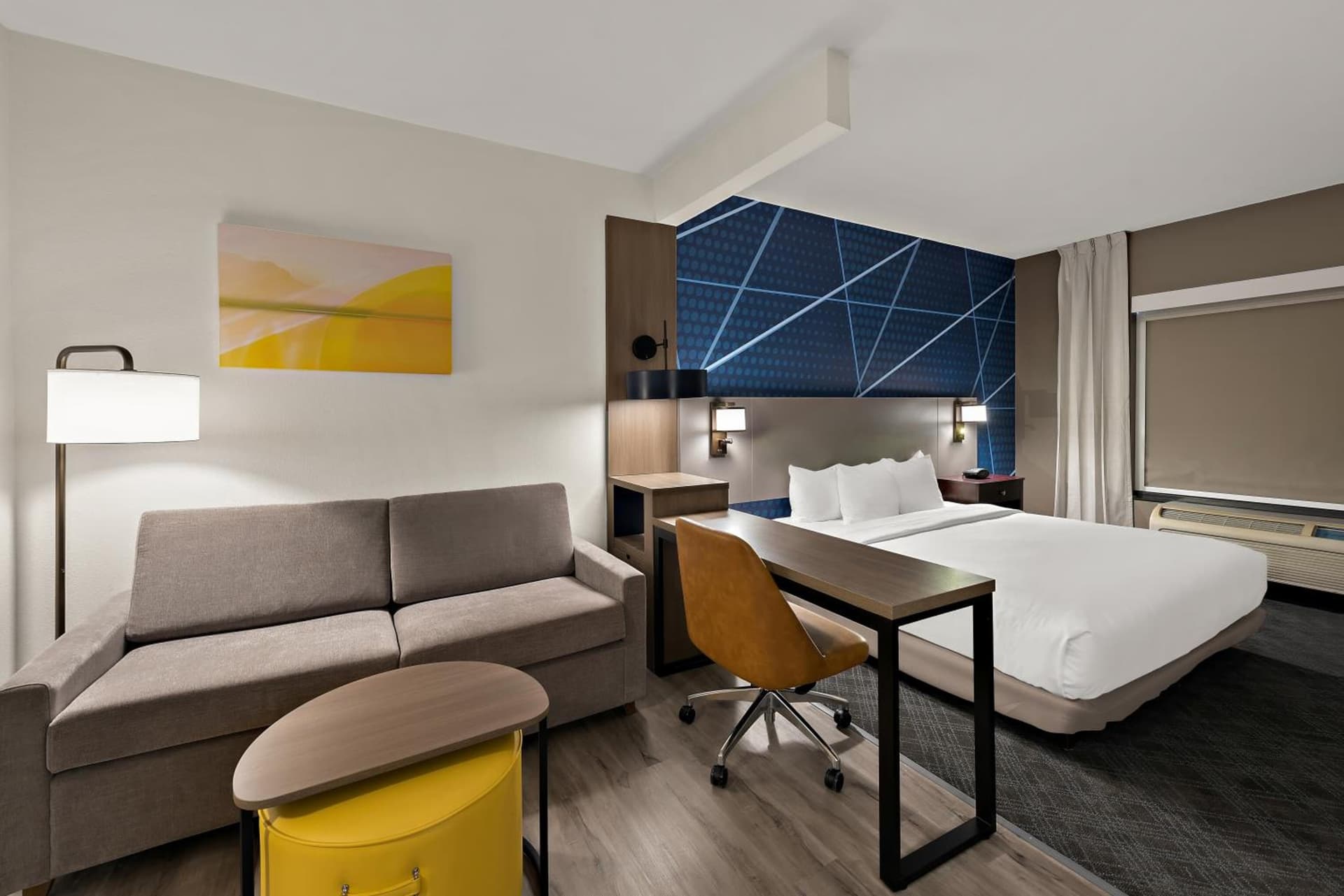 Comfort Suites Columbus East Broad