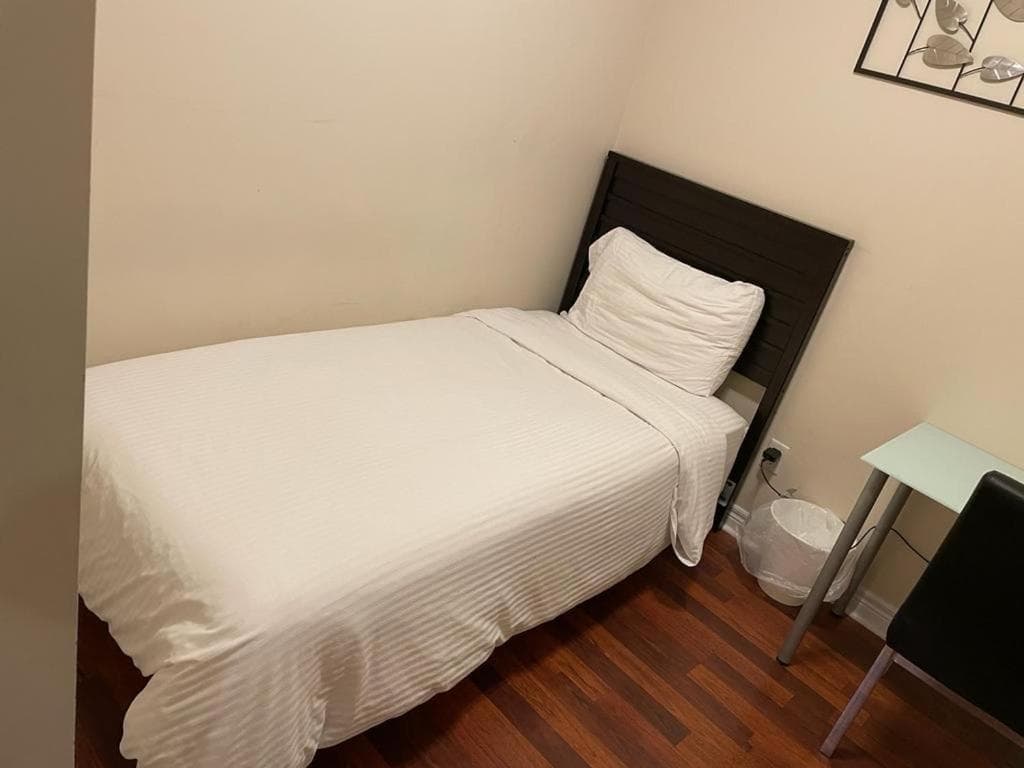 Platinum Suites Furnished Executive Suites