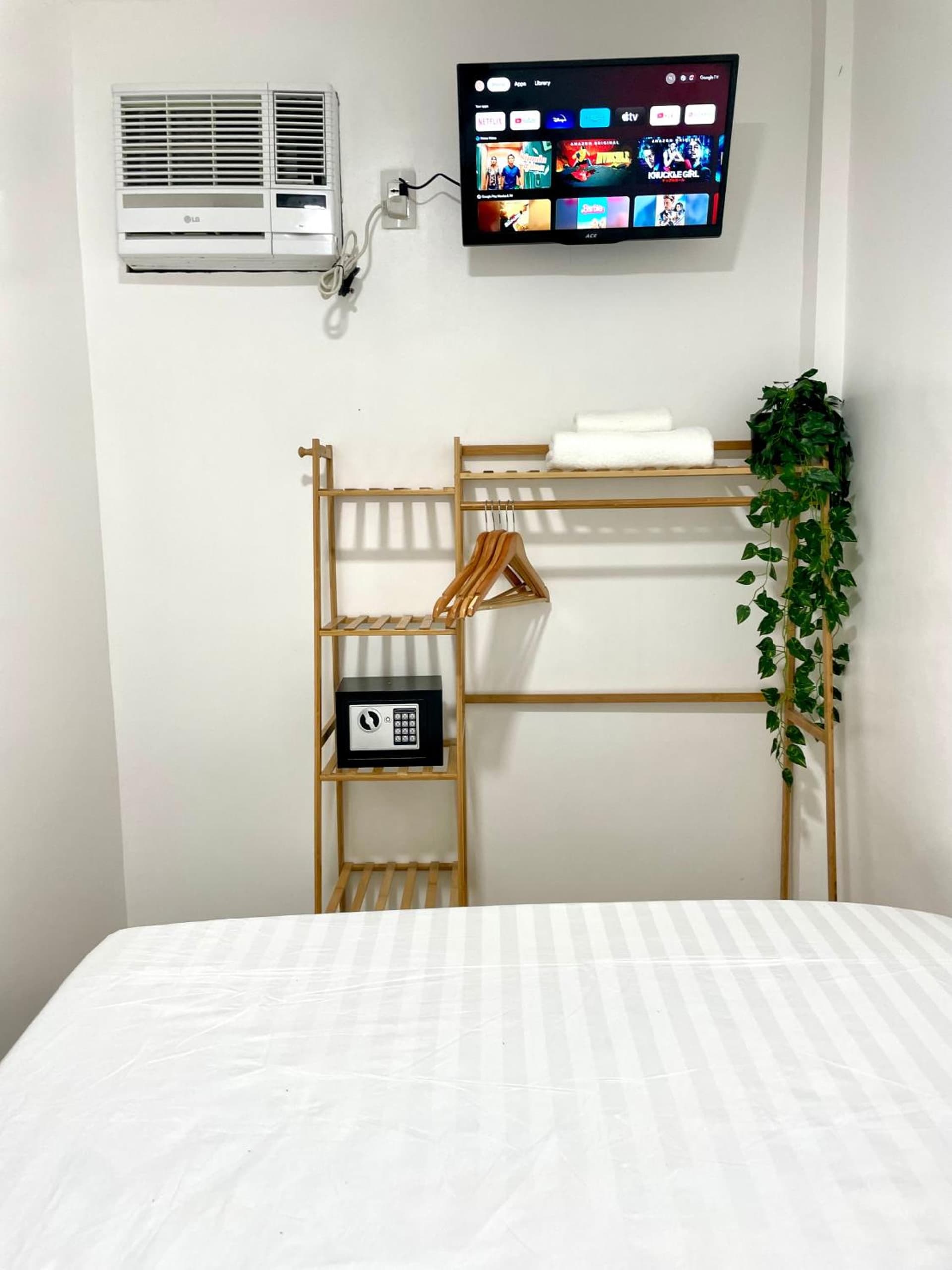 Namal Apartelle - Free Scooter & GYM access