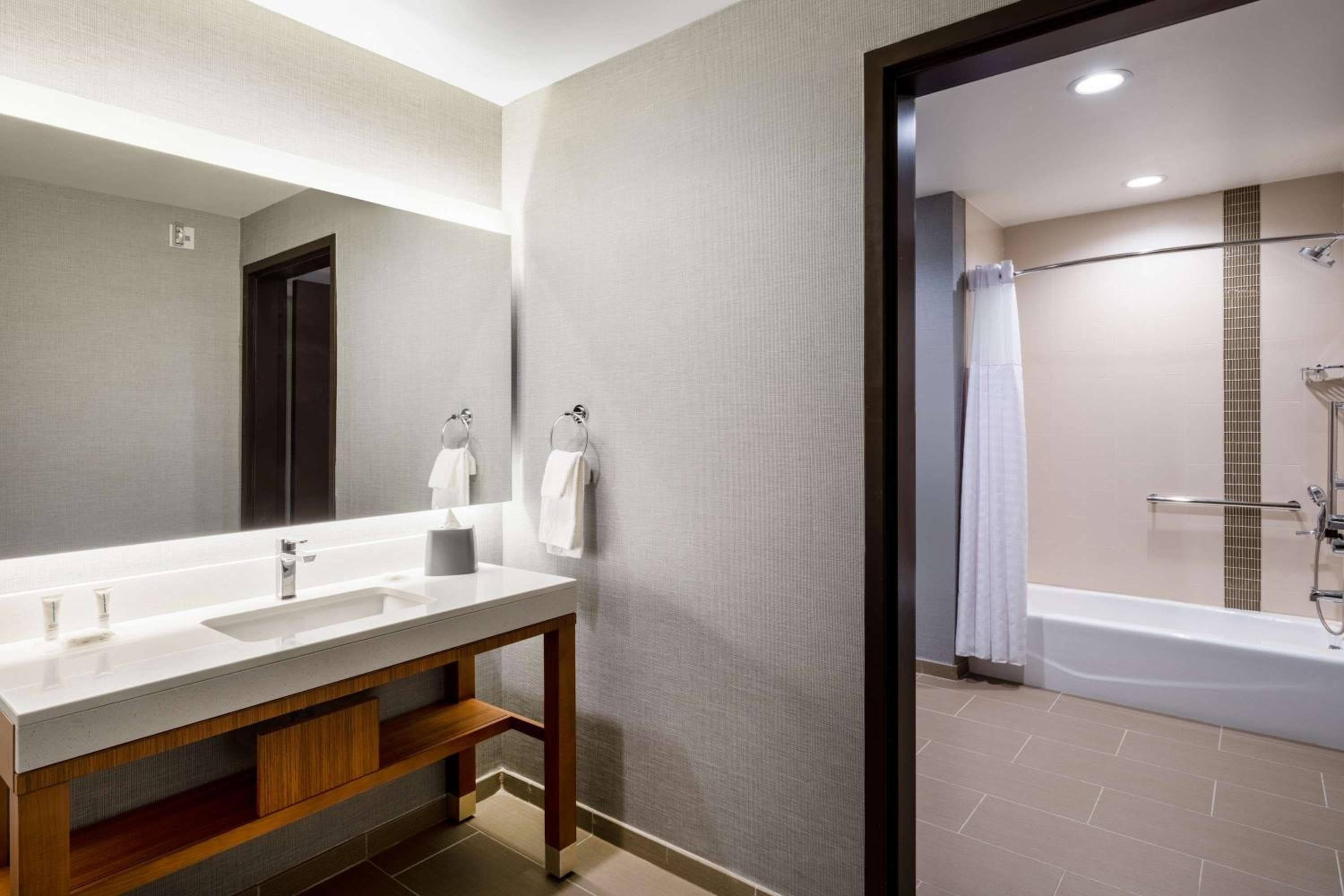 Hyatt Place Fort Worth-Alliance Town Center