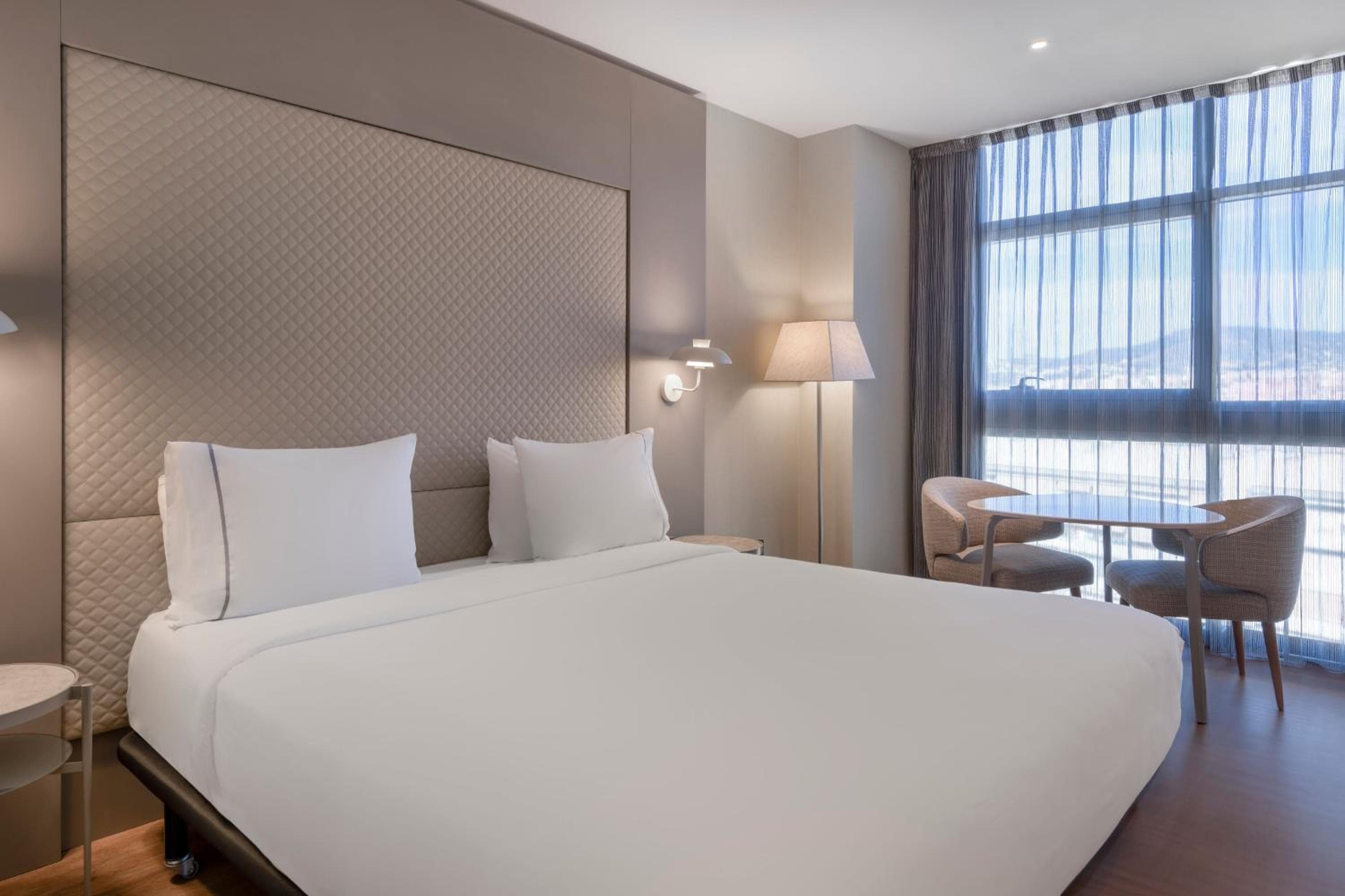 AC Hotel Som by Marriott