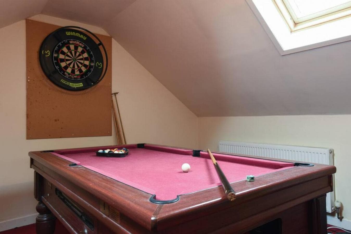 Air Maison - Large Family Home with Pool Table