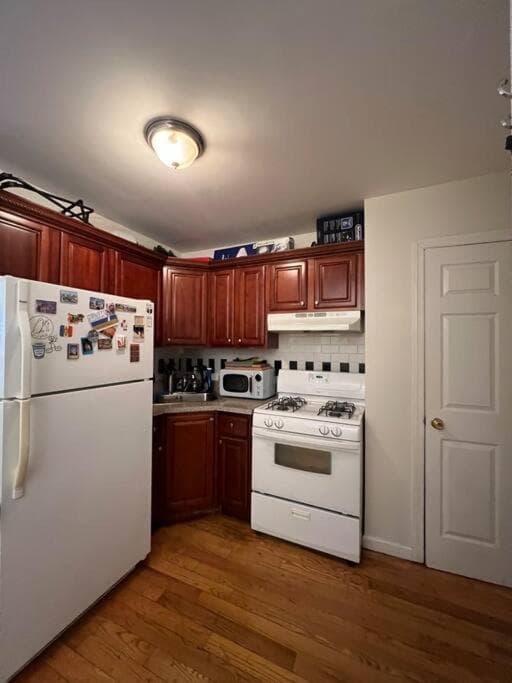 Lovely Full Apartment x East Village (Thompkins Square Park)