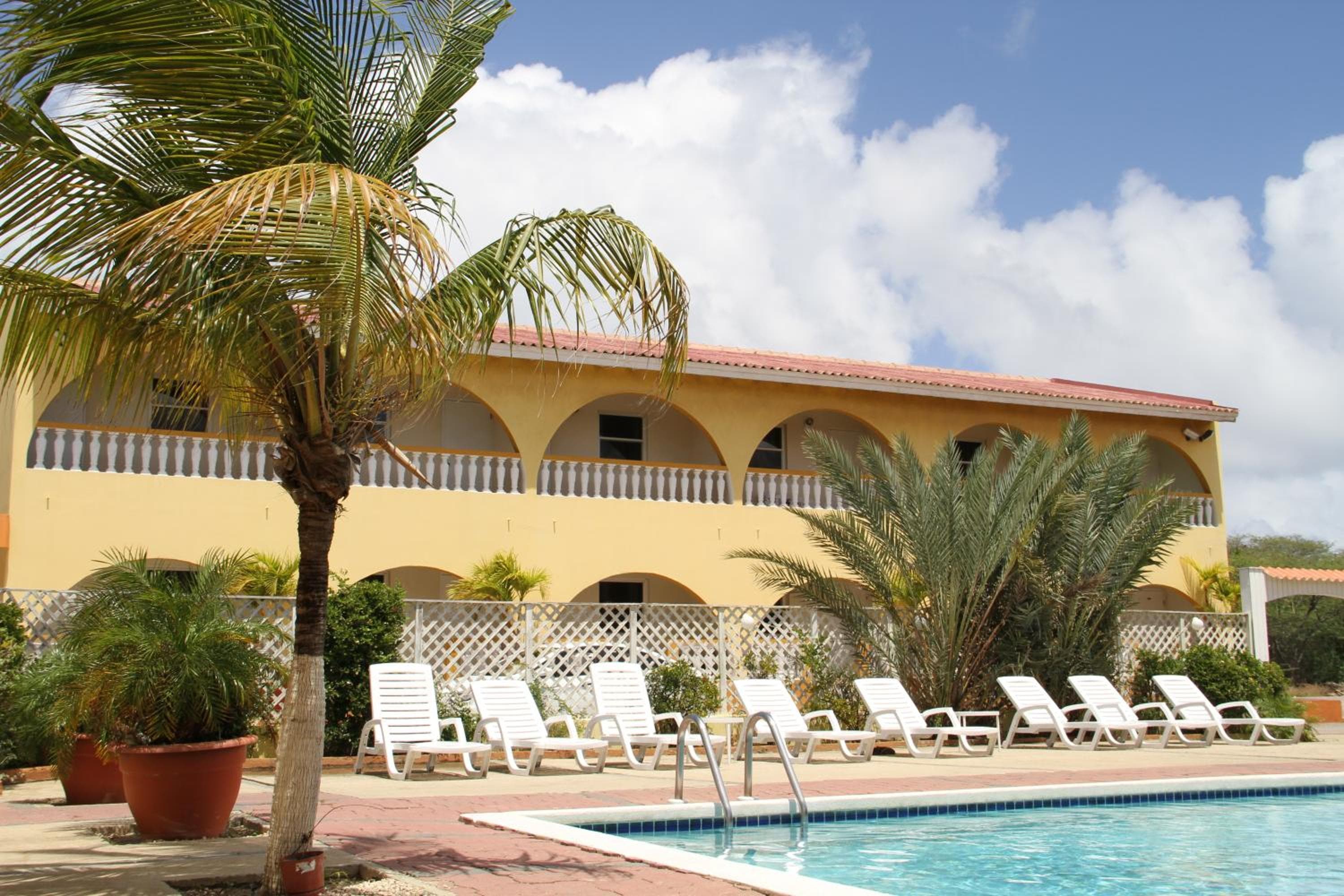 Coconut Inn