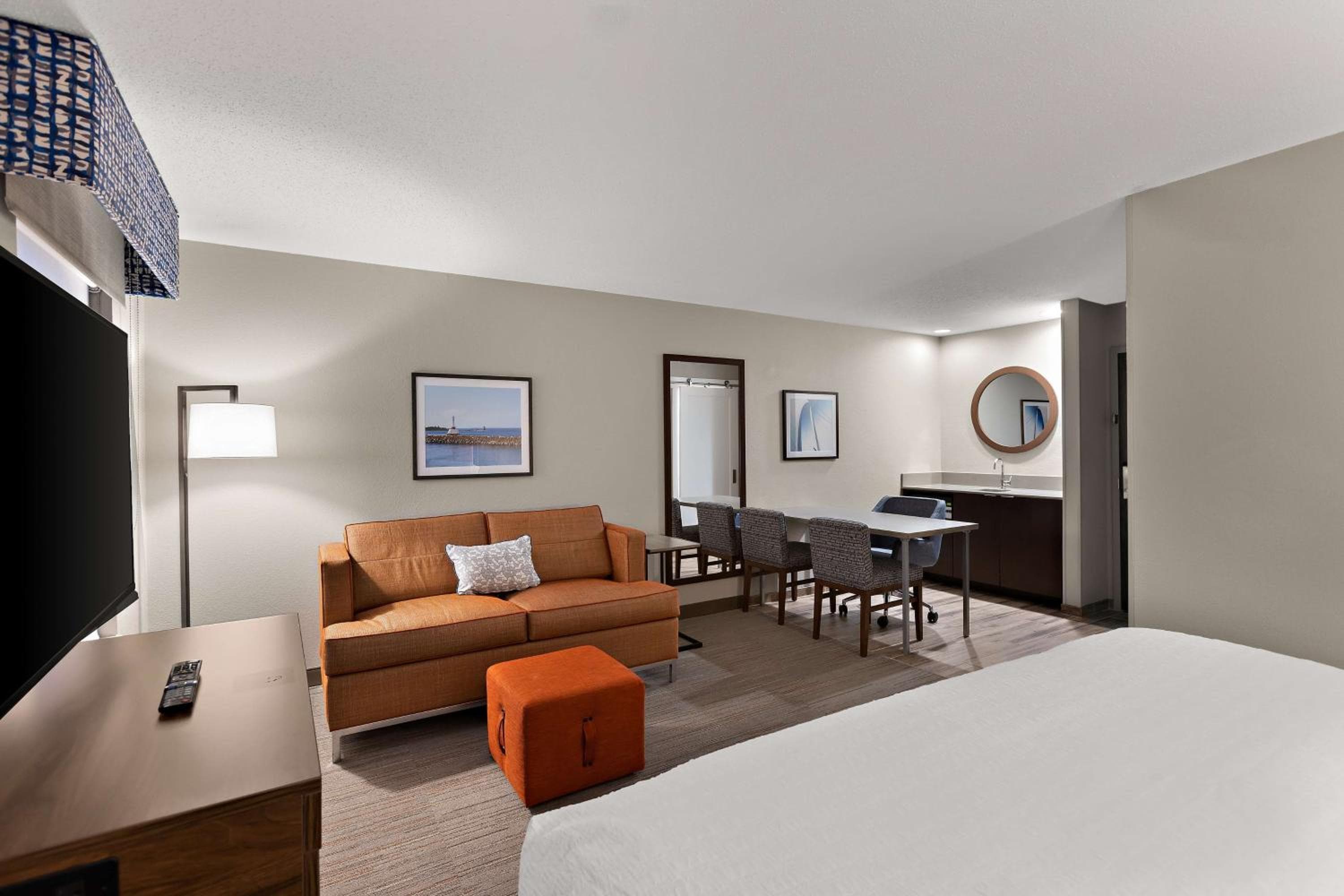 Hampton Inn & Suites Petoskey