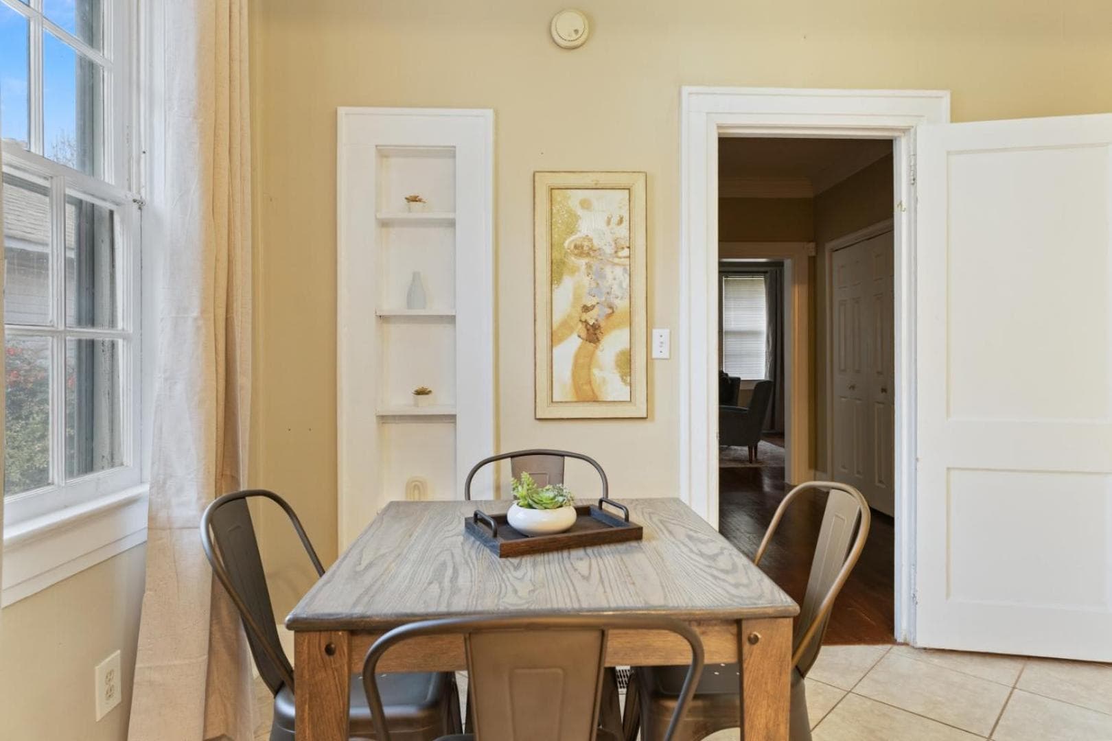 Mins to Zoo - Capitol Heights Hideaway
