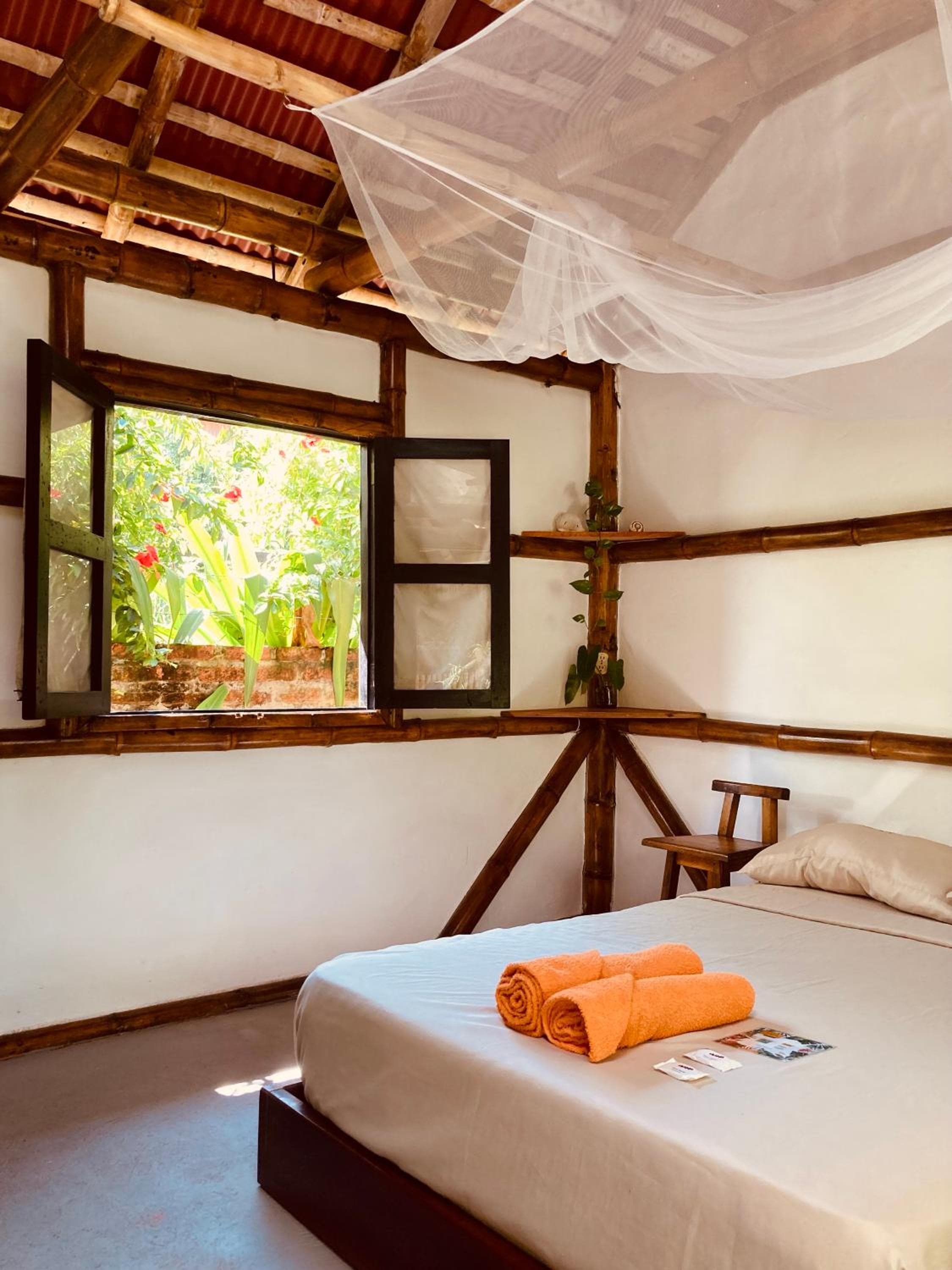 La Caleta Rooms