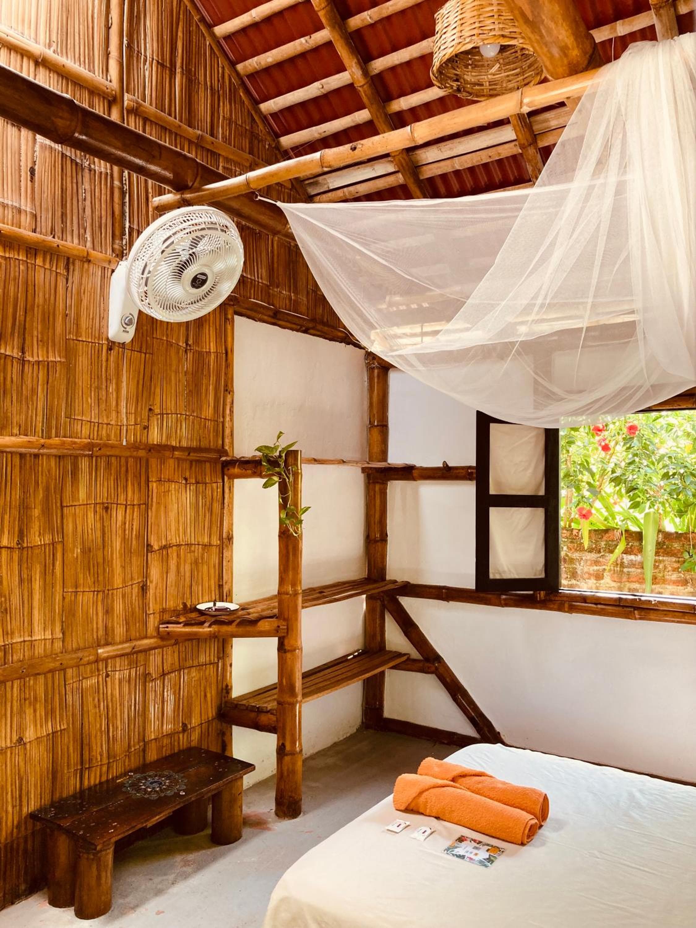 La Caleta Rooms