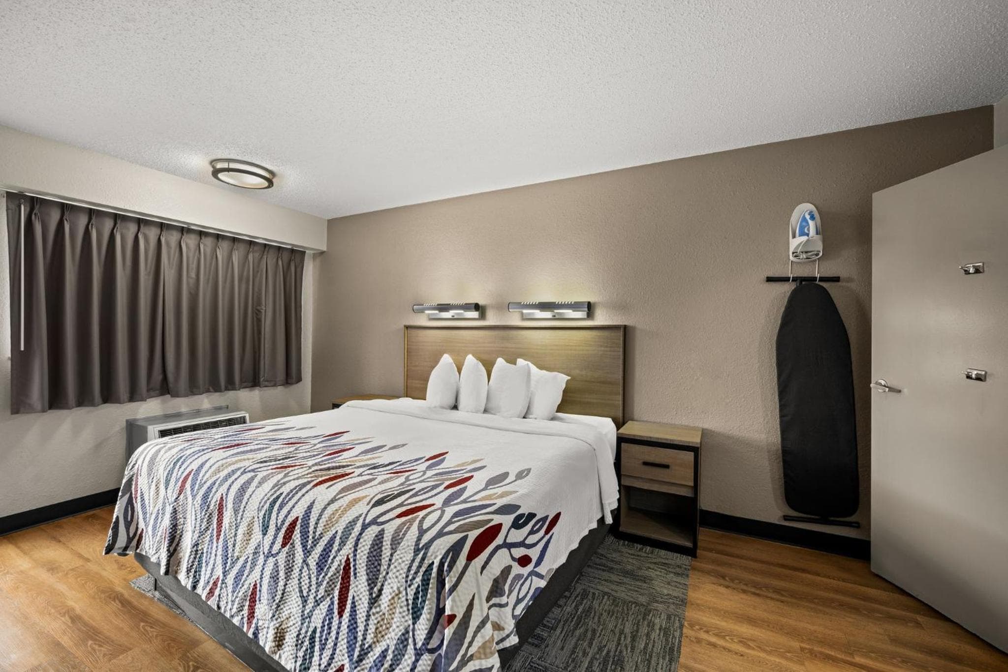 Red Roof Inn Detroit - Royal Oak/Madison Heights