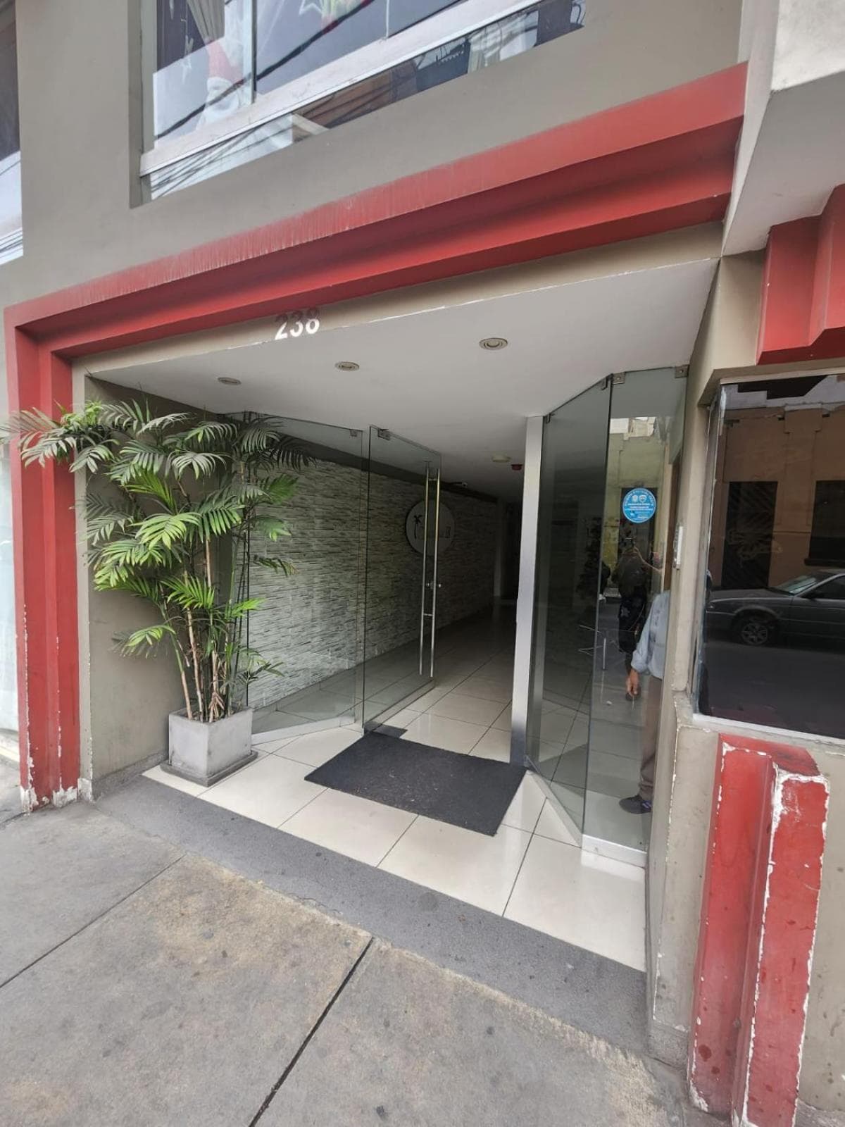 rodrich business apartment