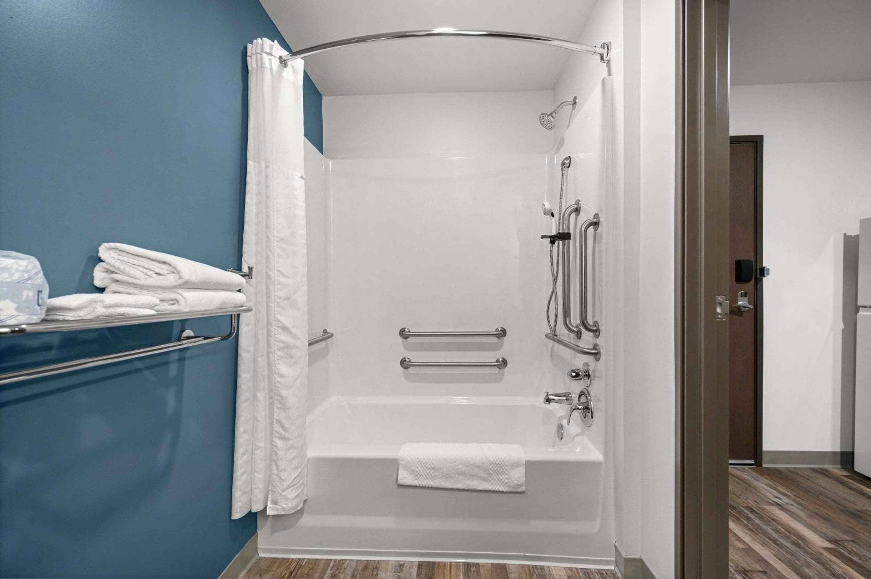 WoodSpring Suites Dearborn Detroit