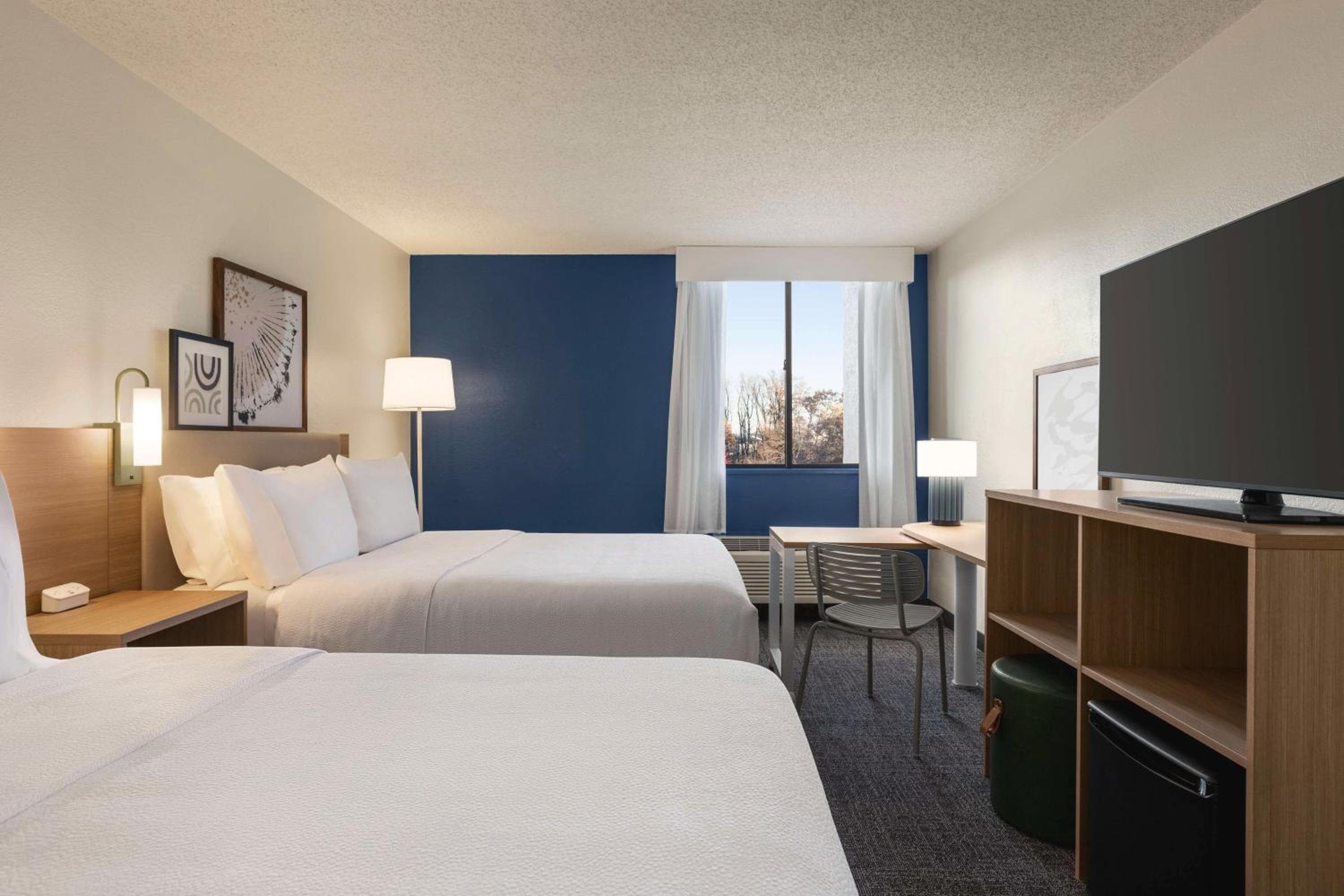 Spark By Hilton Germantown Washington Dc North