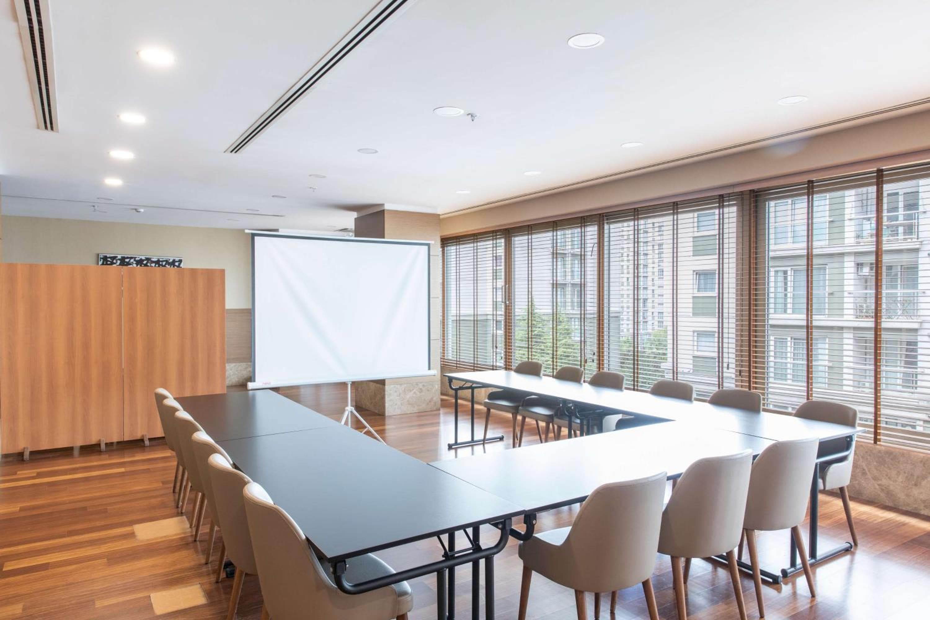 Radisson Residences Avrupa TEM Istanbul