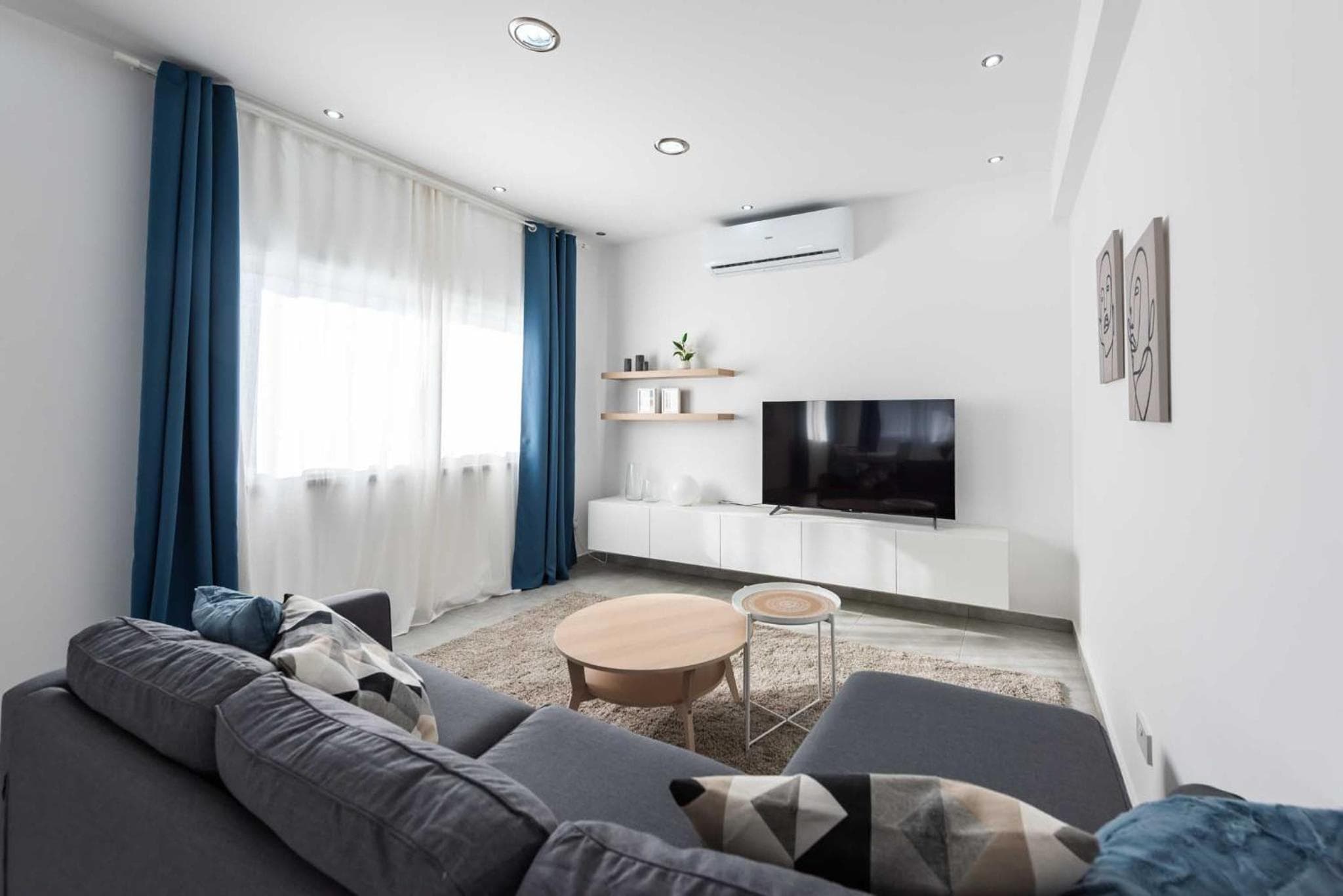 Kition City Apartments - Central Location