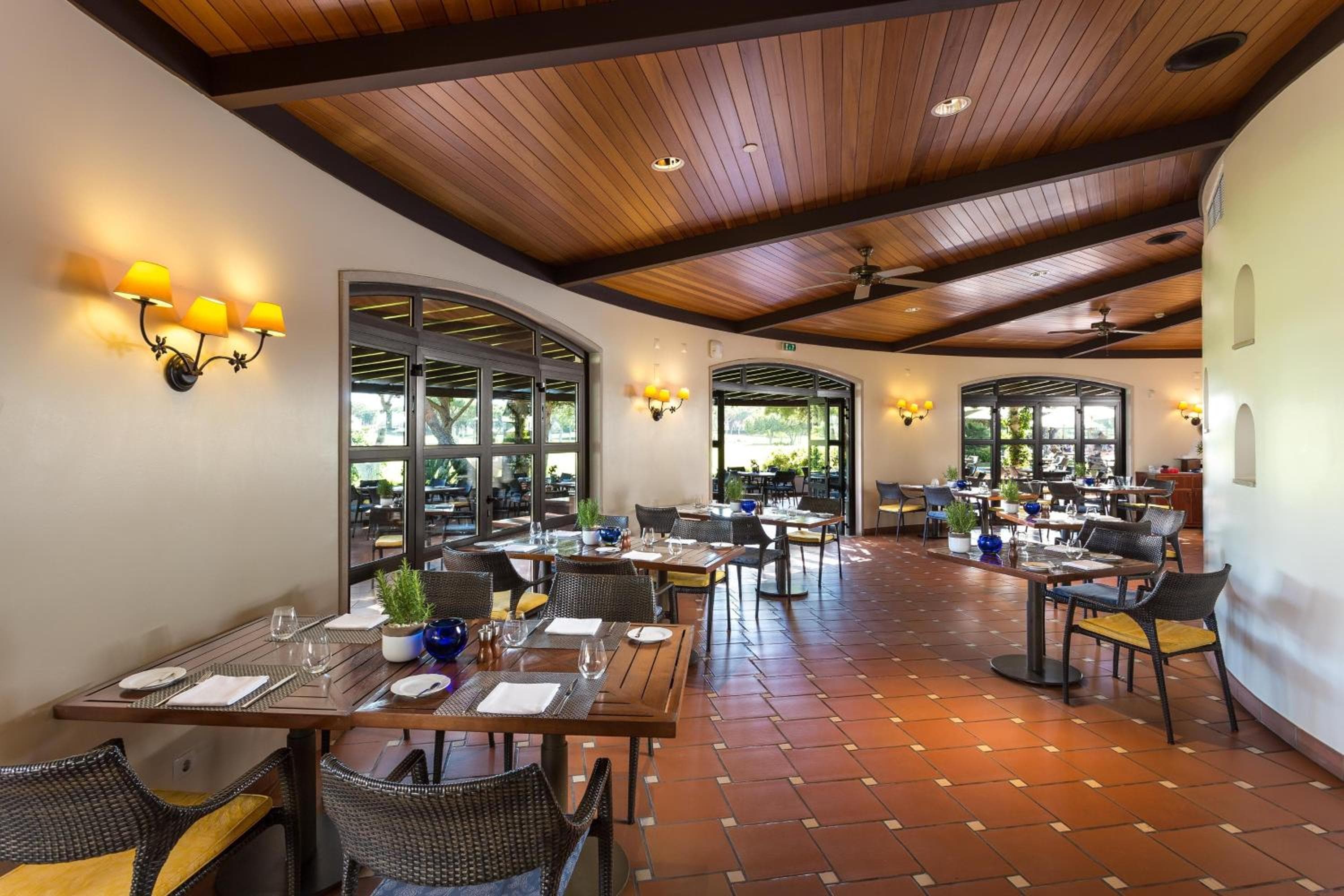 Pine Cliffs Hotel, a Luxury Collection Resort, Algarve