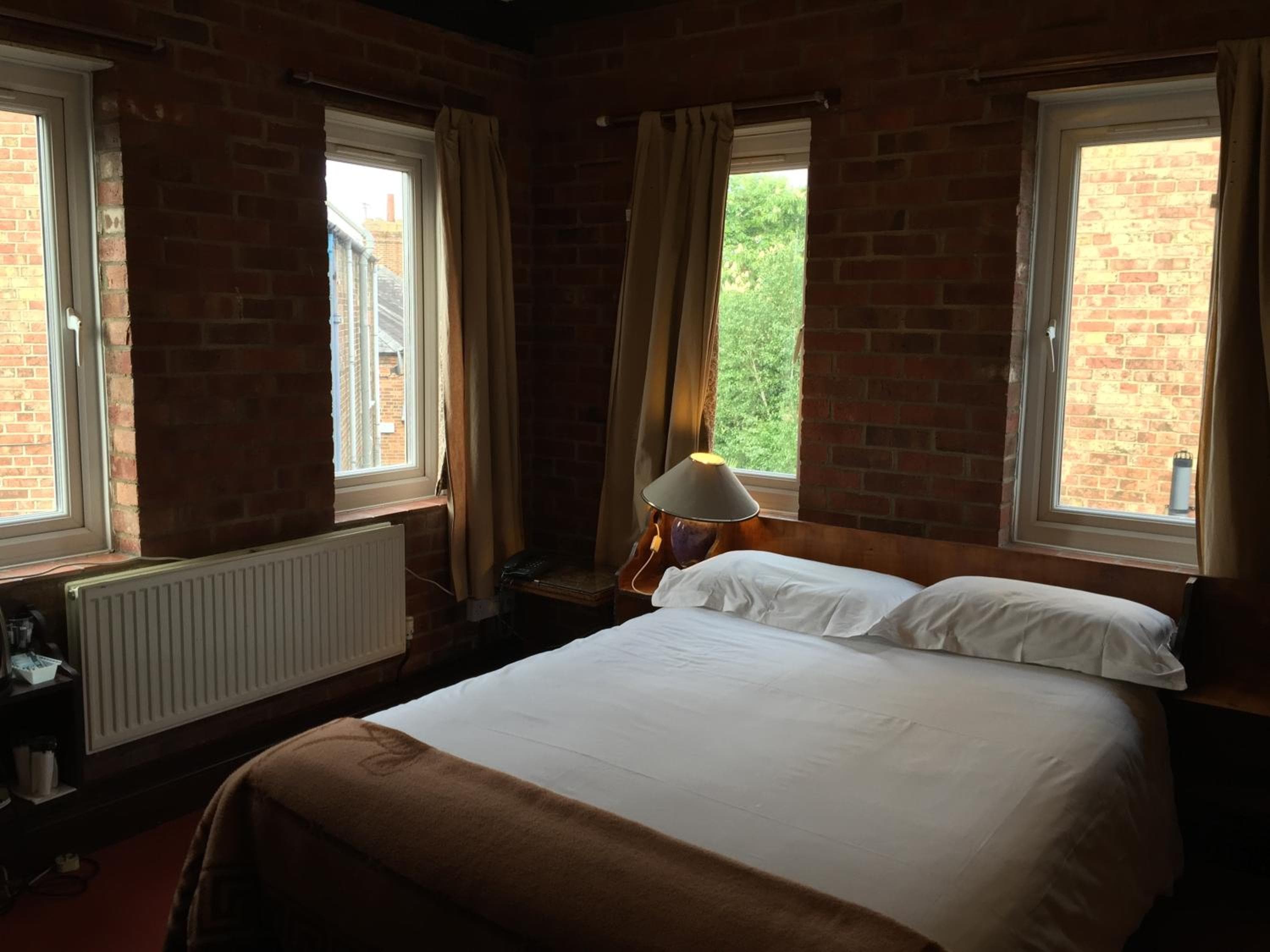 The Jericho Hotel