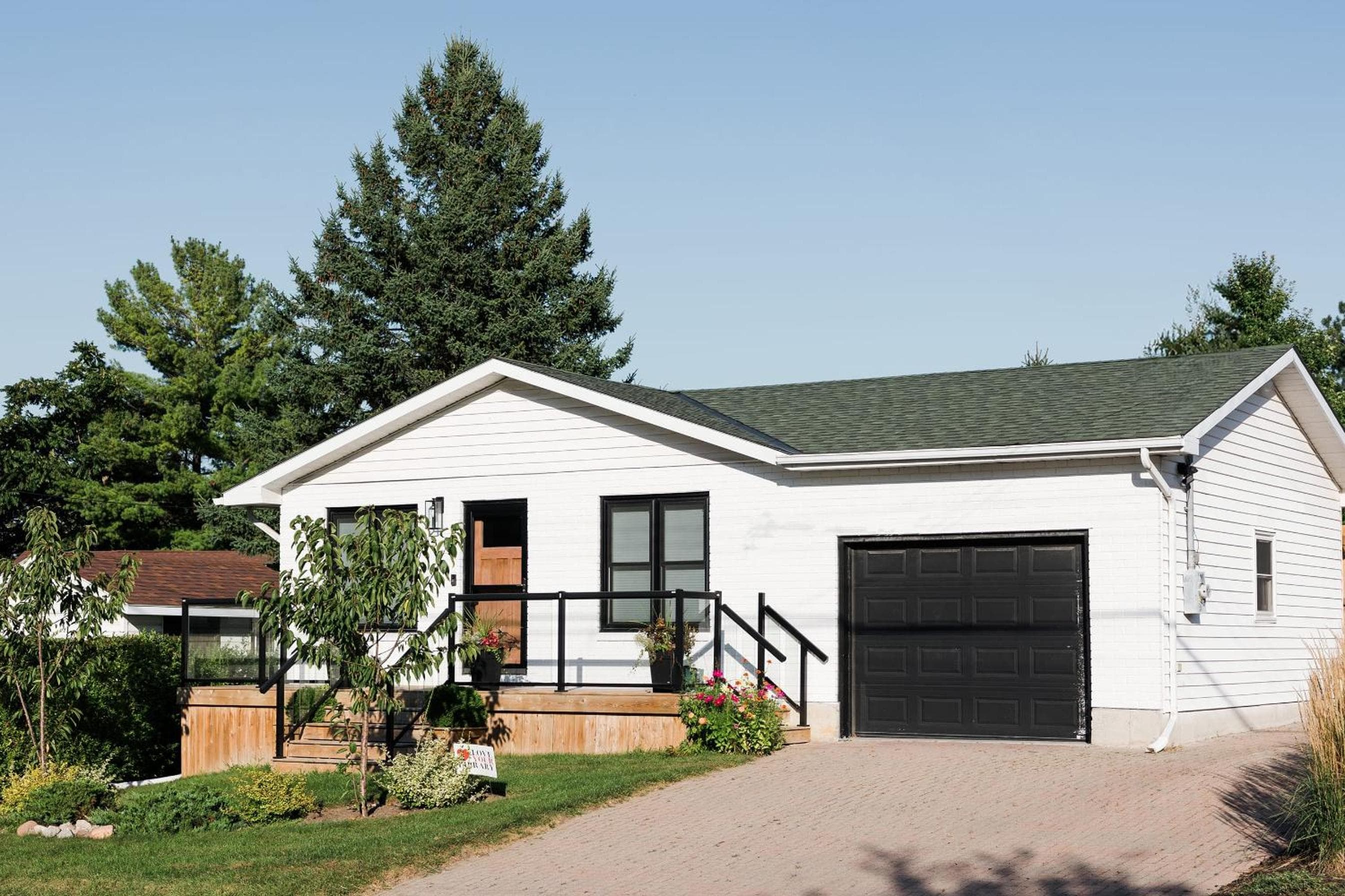 The Old Homestead - Gorgeous backyard w Pizza Oven ST-2021-0127