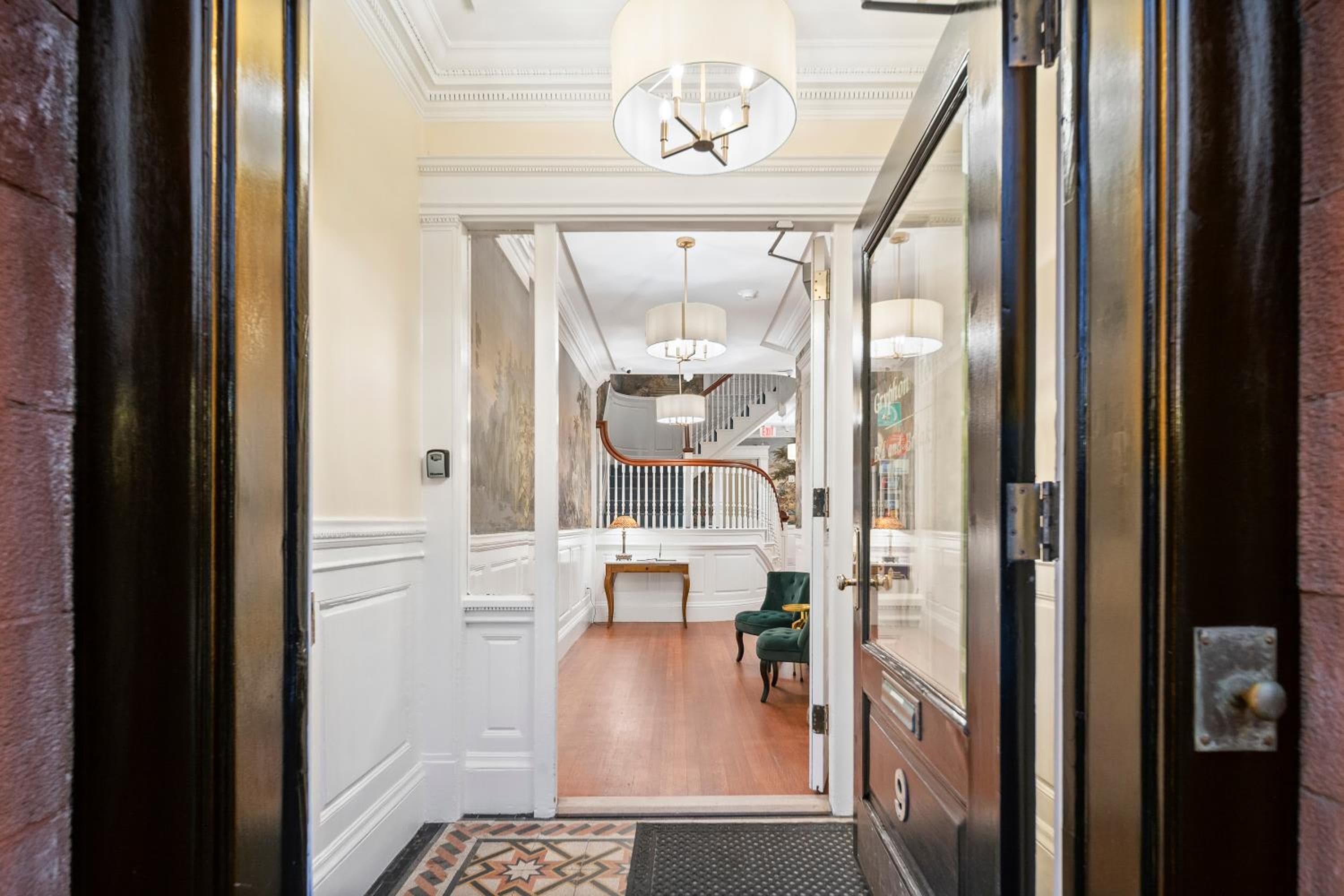 Charlesgate Suites