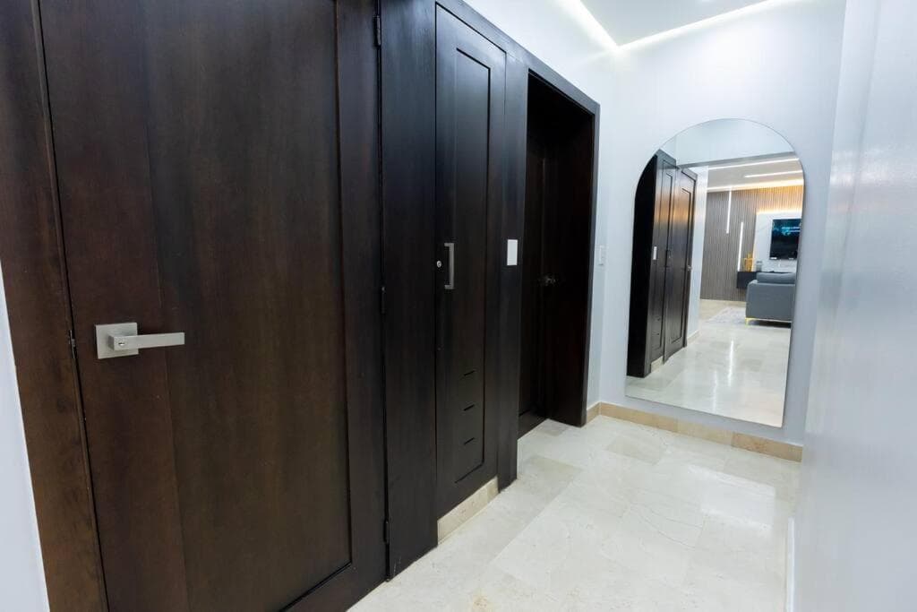 Modern 2BR in La Trinitaria Sti No