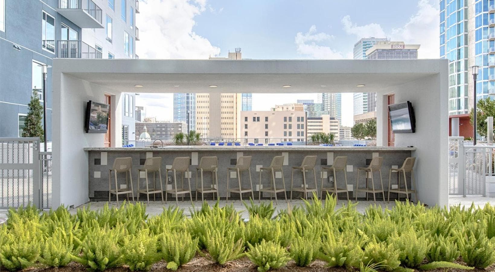 1BR Oasis in Downtown Tampa w Balcony & City Views
