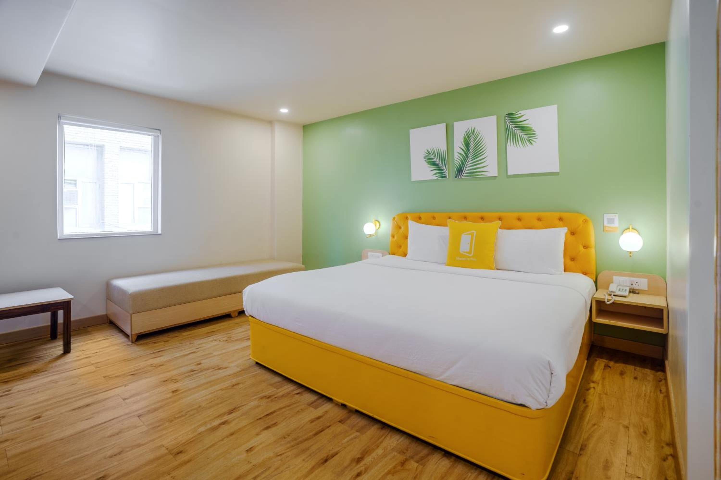 Bloom Hotel - Karol Bagh