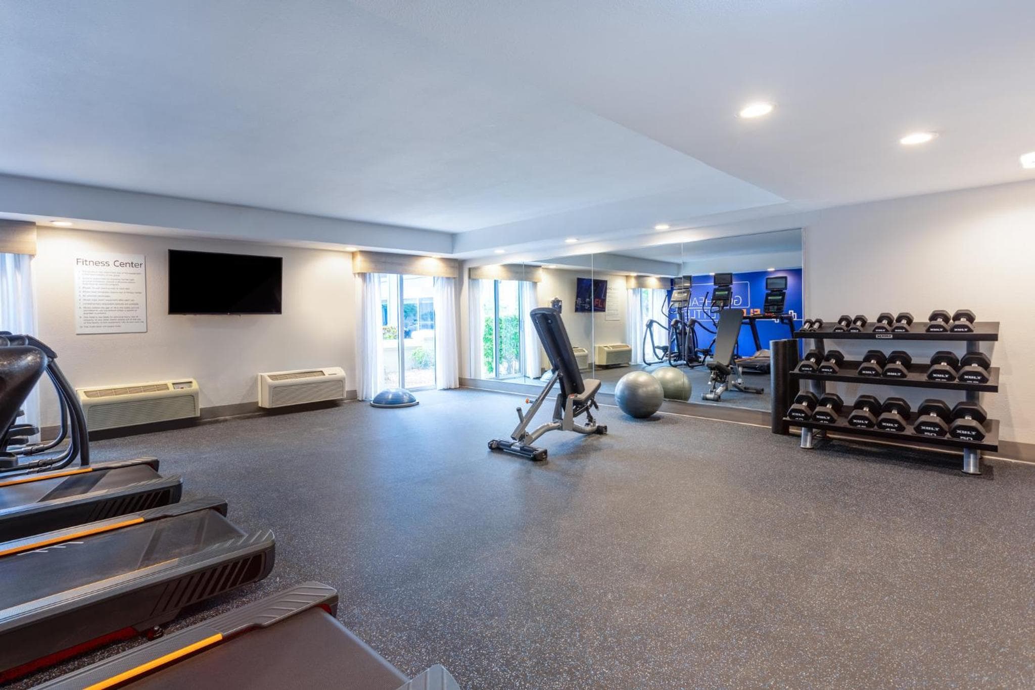 Holiday Inn Express Hotel Clearwater East - ICOT Center by IHG