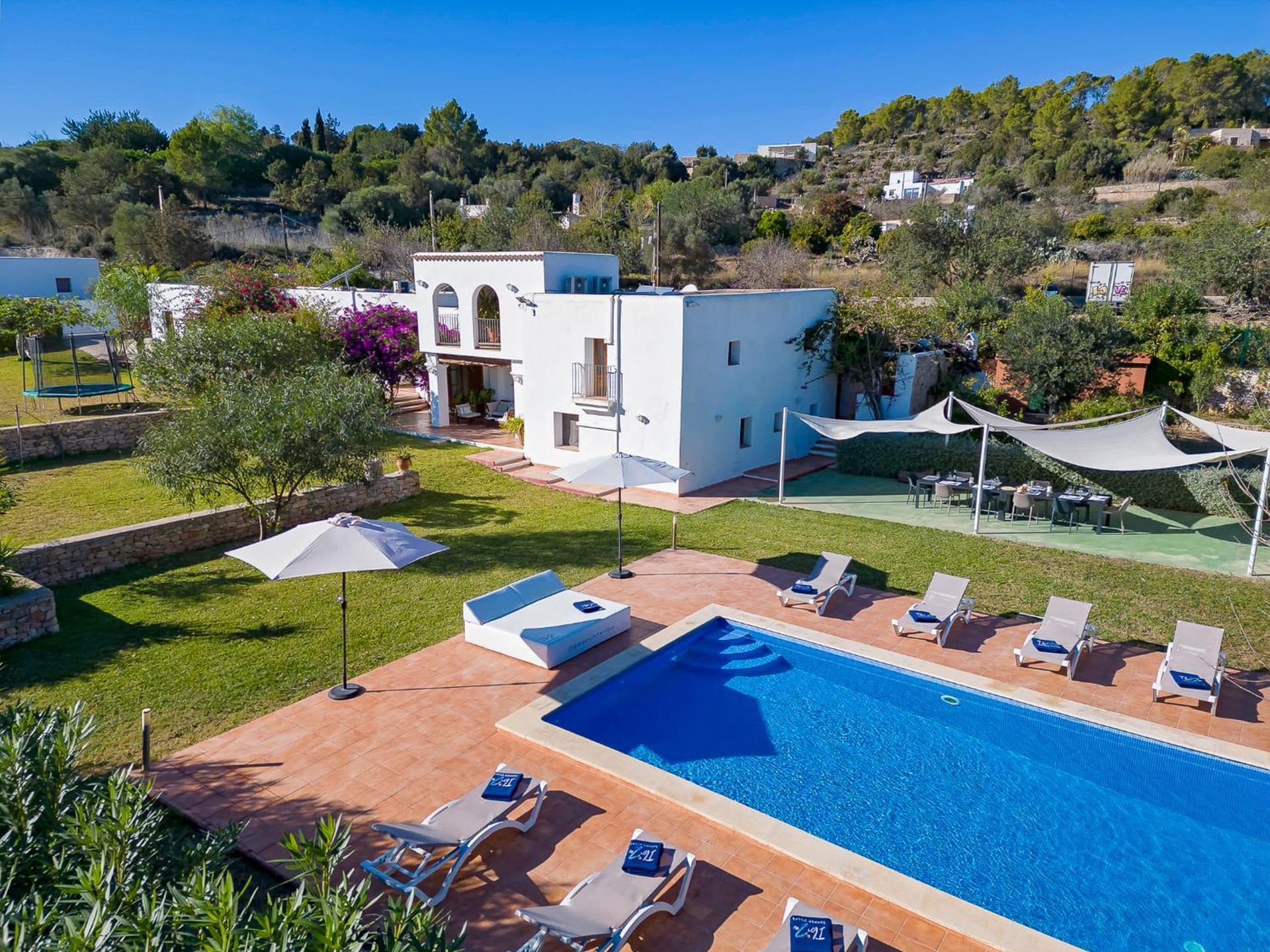 Villa near San Antonio Sleeps 10