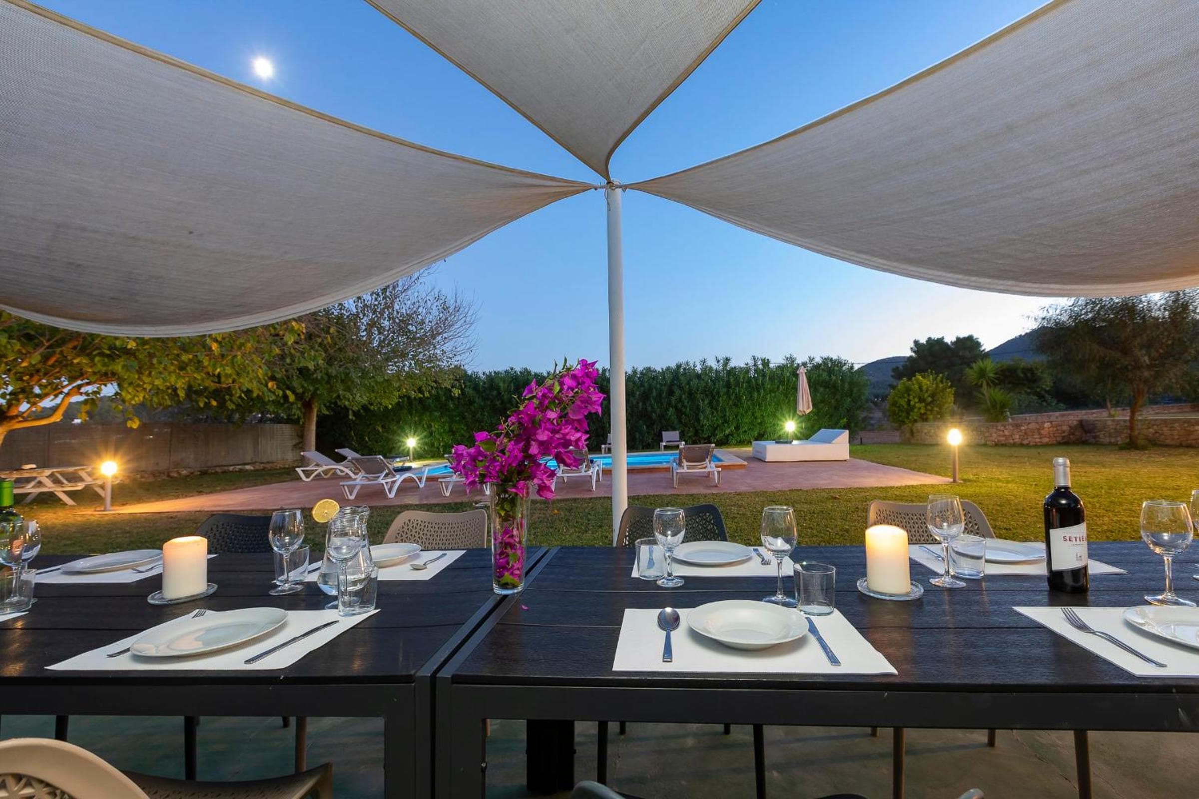 Villa near San Antonio Sleeps 10