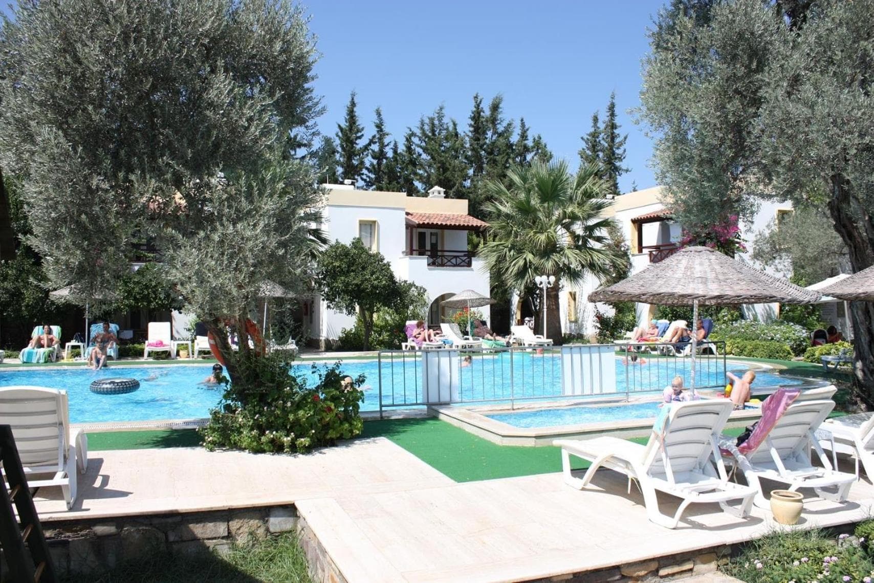 Toloman Bitezpark Apartments