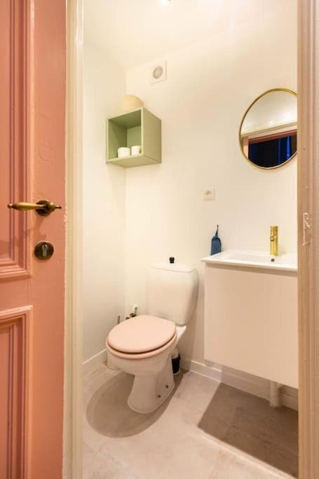 Pink Fairytale-like apartment