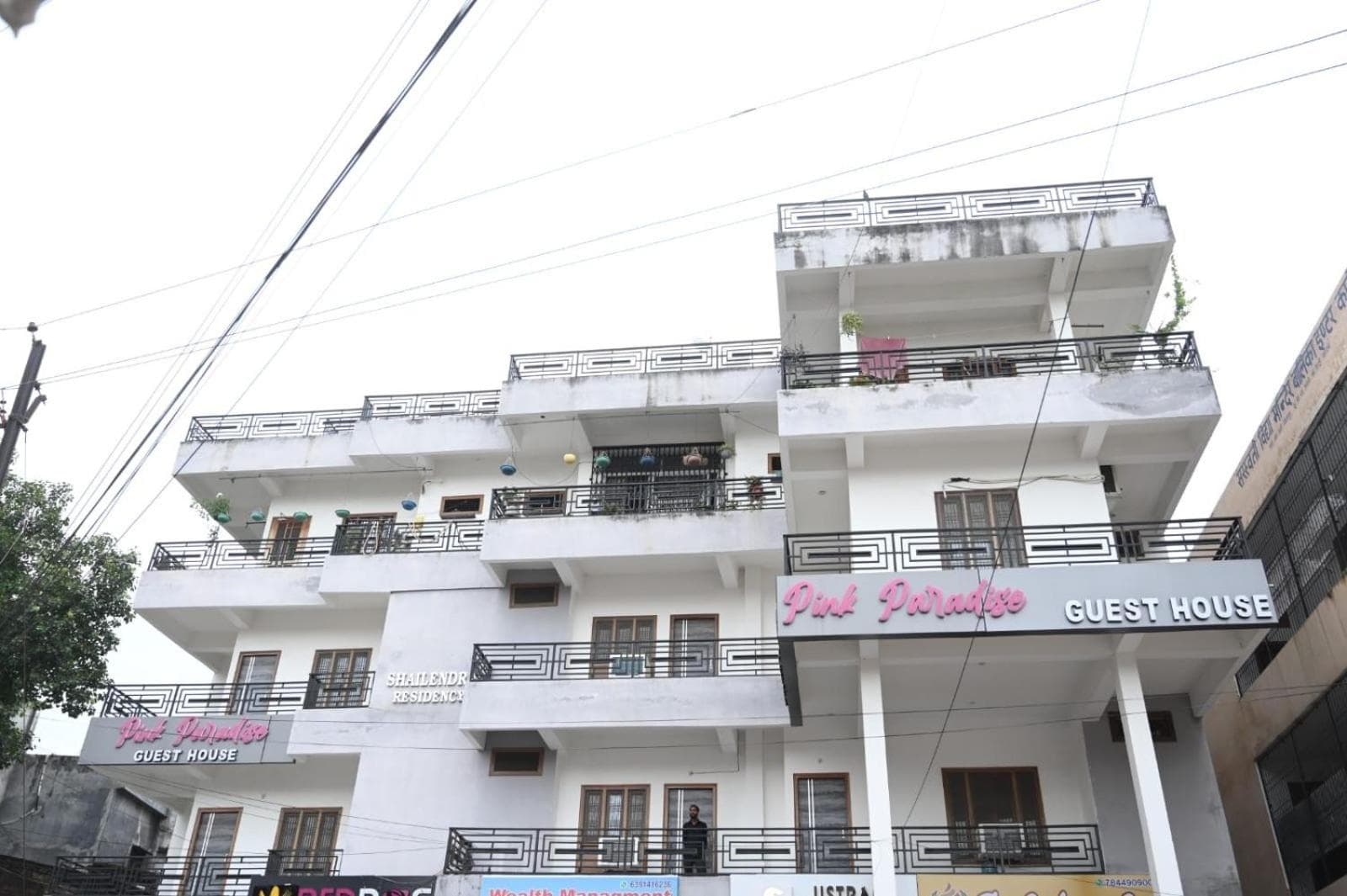 Hotel Pink Paradise
