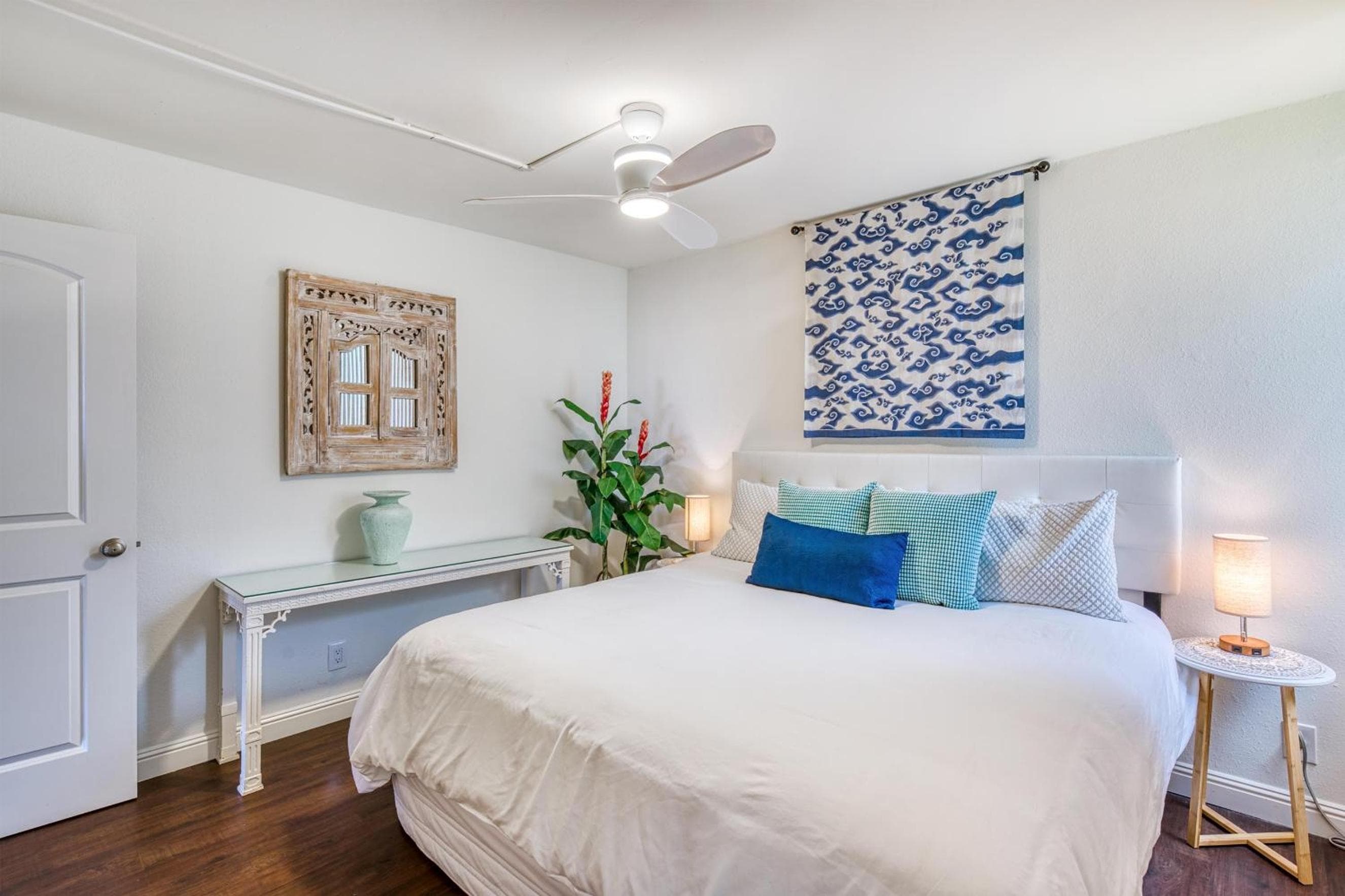 Maui Vista 2-301 - Modern and Bright Renovation