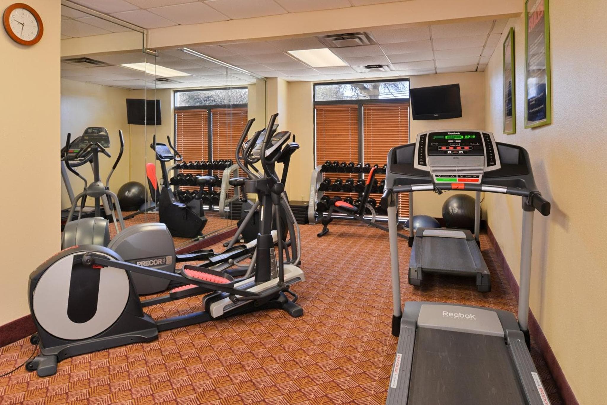 Holiday Inn Express & Suites Austin North Central by IHG