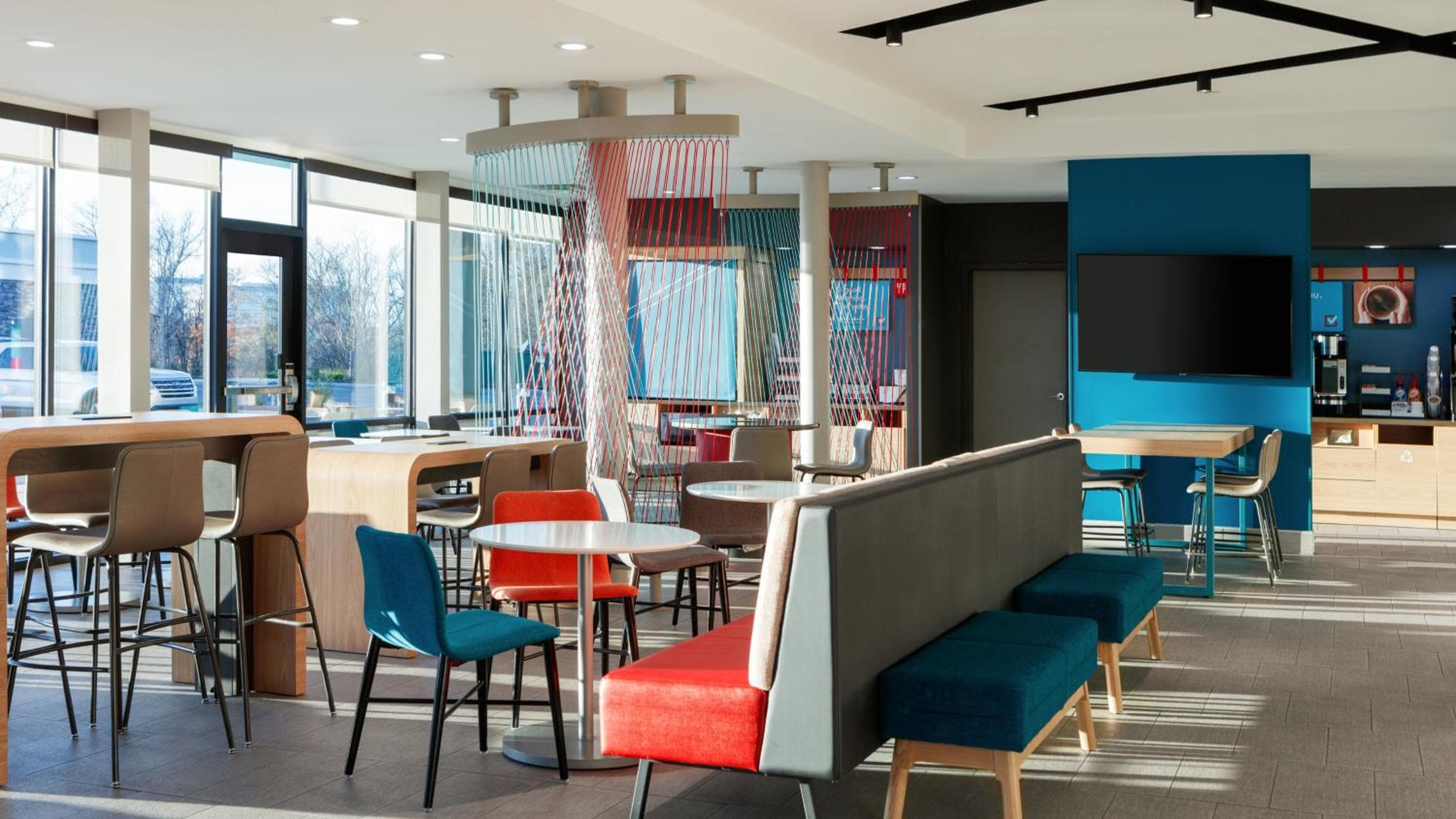 avid hotel Wisconsin Dells Lake Delton by IHG