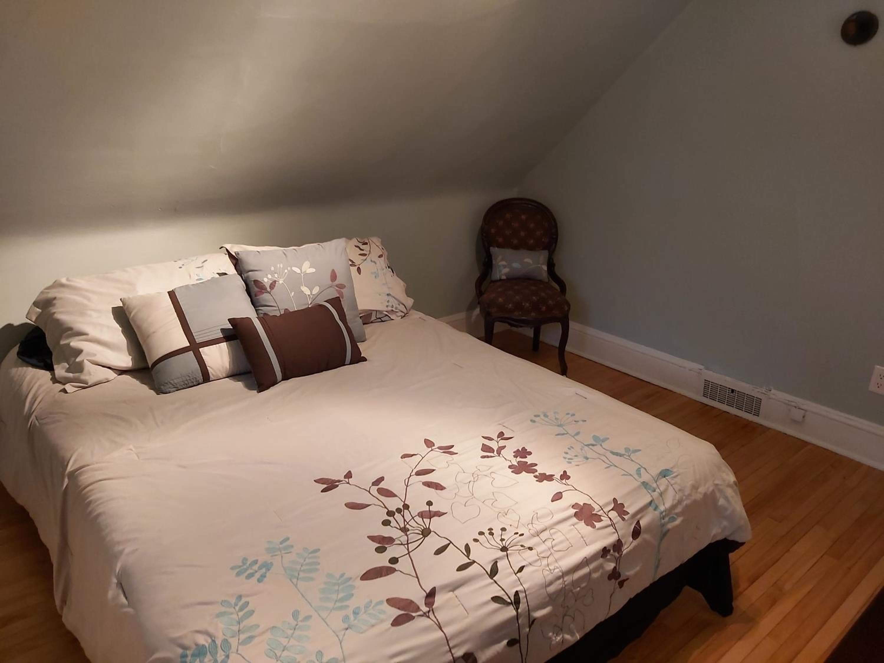 2 bedroom apartment in historical home