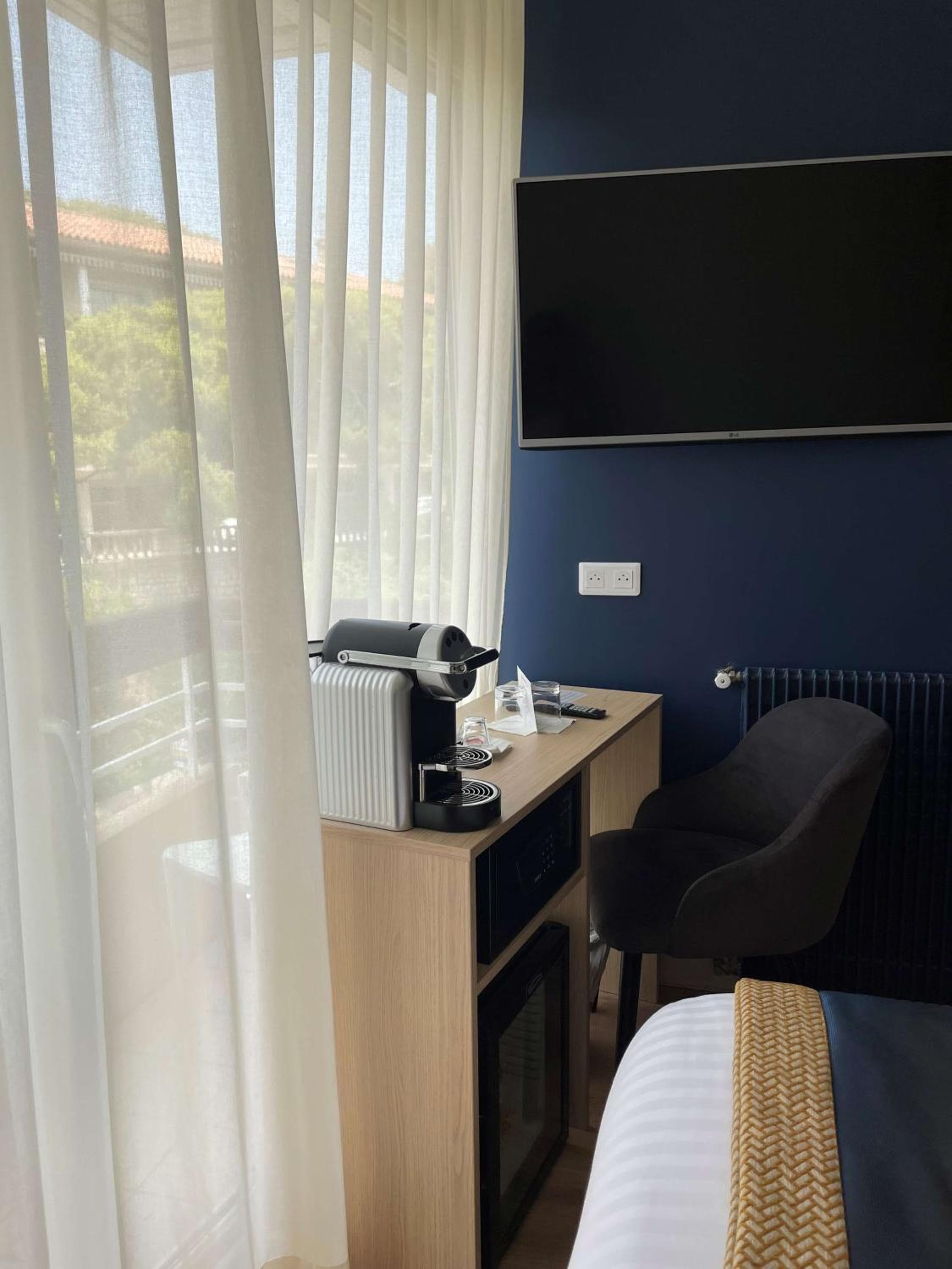 Best Western Plus Hôtel la Rade