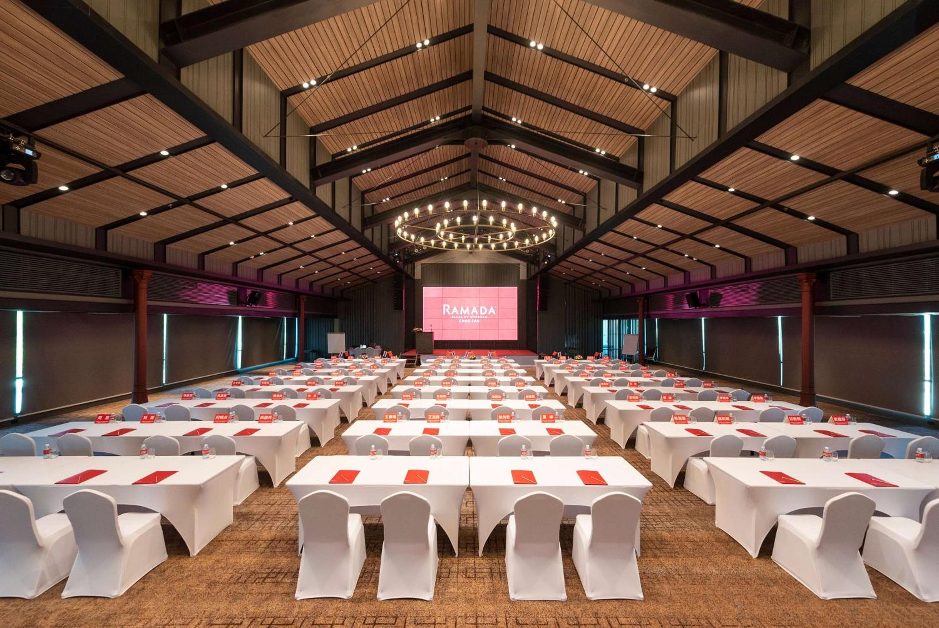 Ramada Plaza by Wyndham Chao Fah Phuket