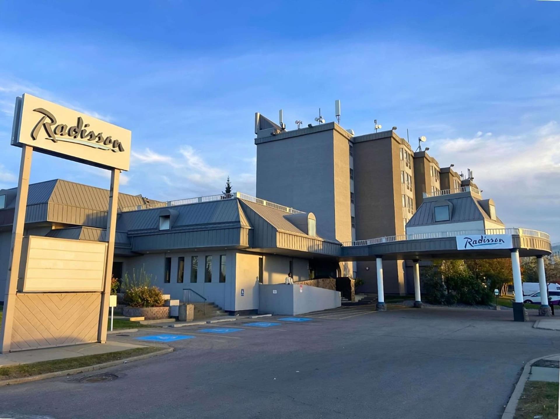 Radisson Hotel & Conference Centre Edmonton