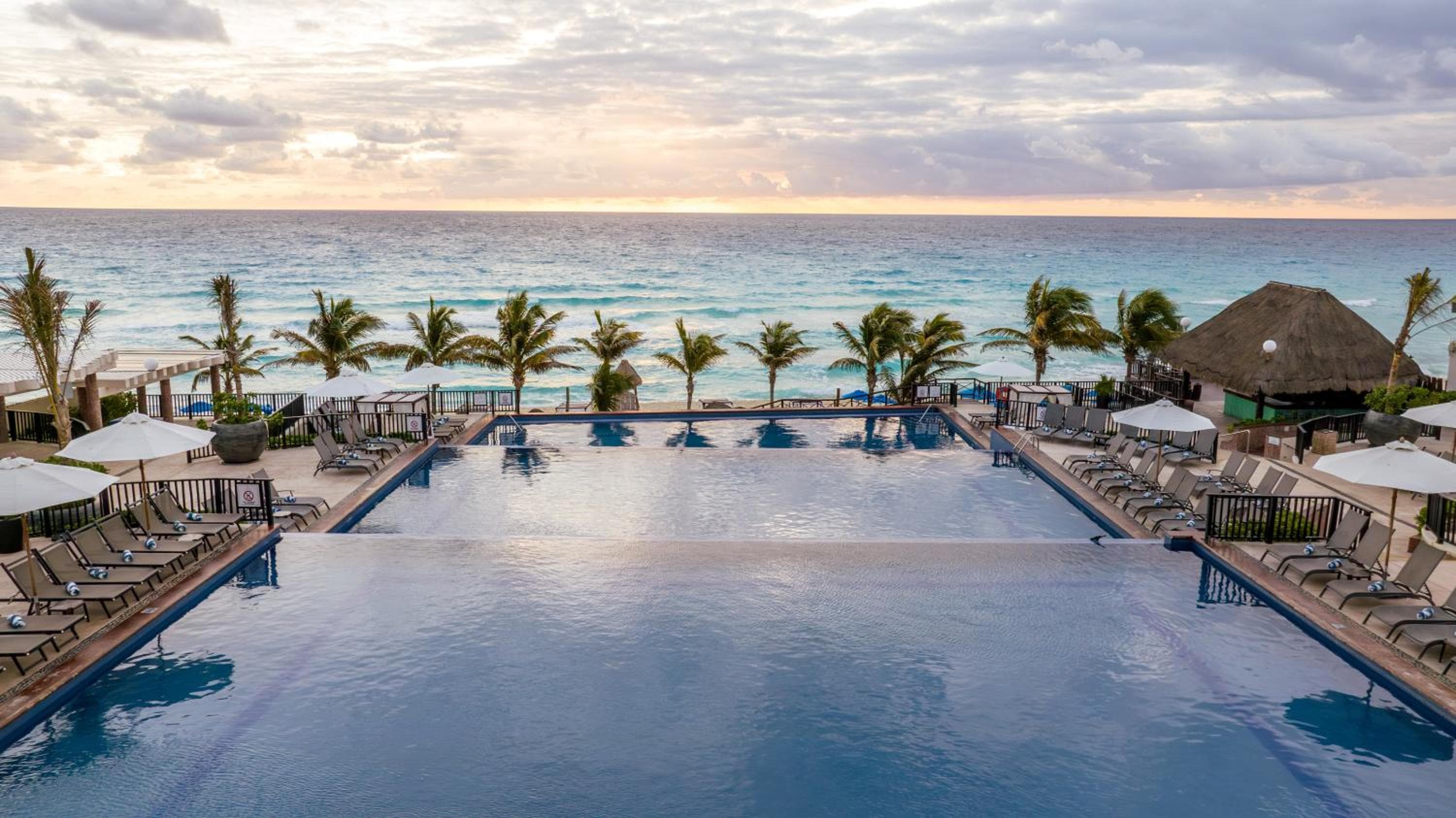 Seadust Cancun Beach Resort - All Inclusive